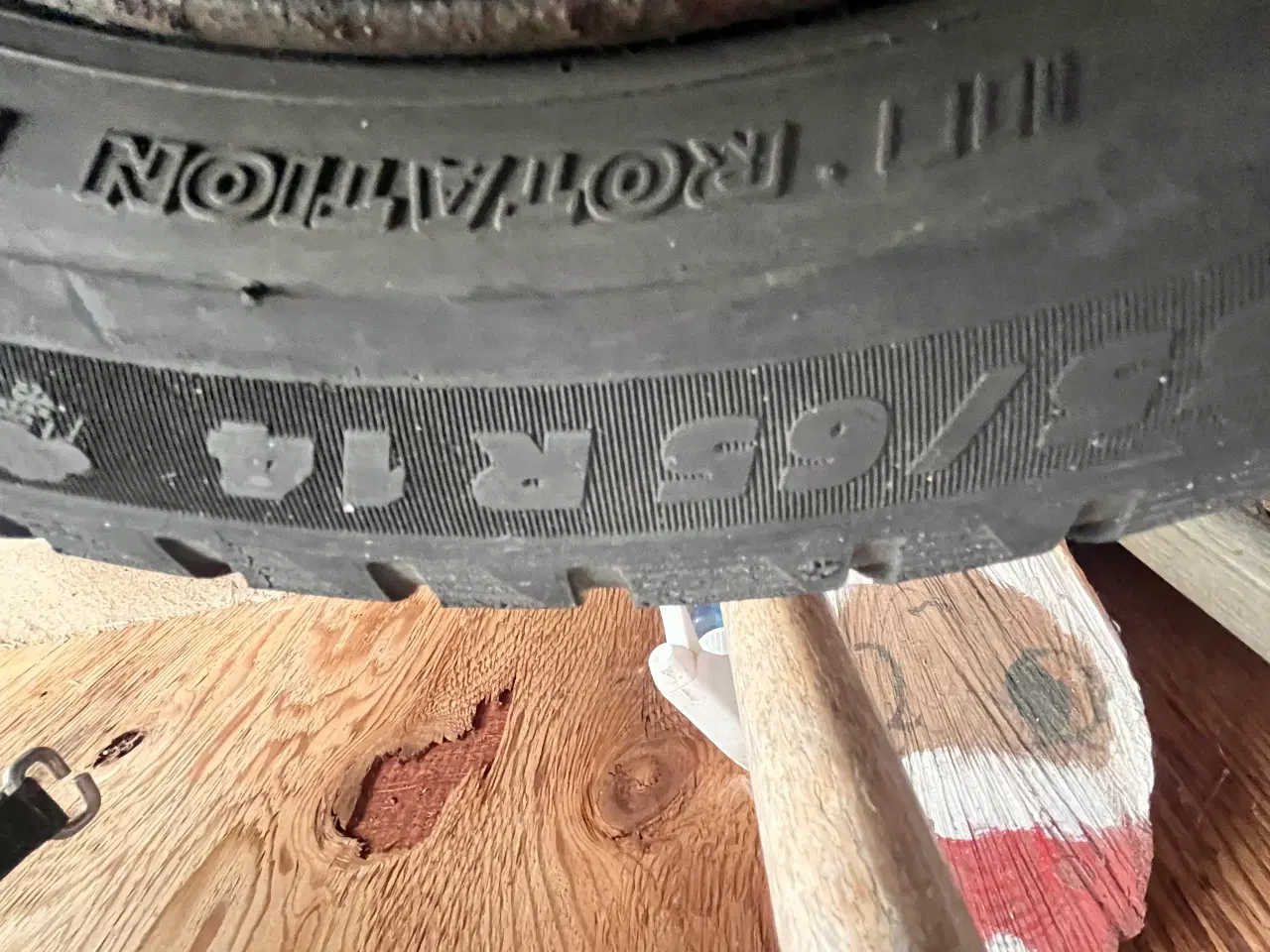 Billede 5 - Michelin Dæk på fælge 14 tommer
