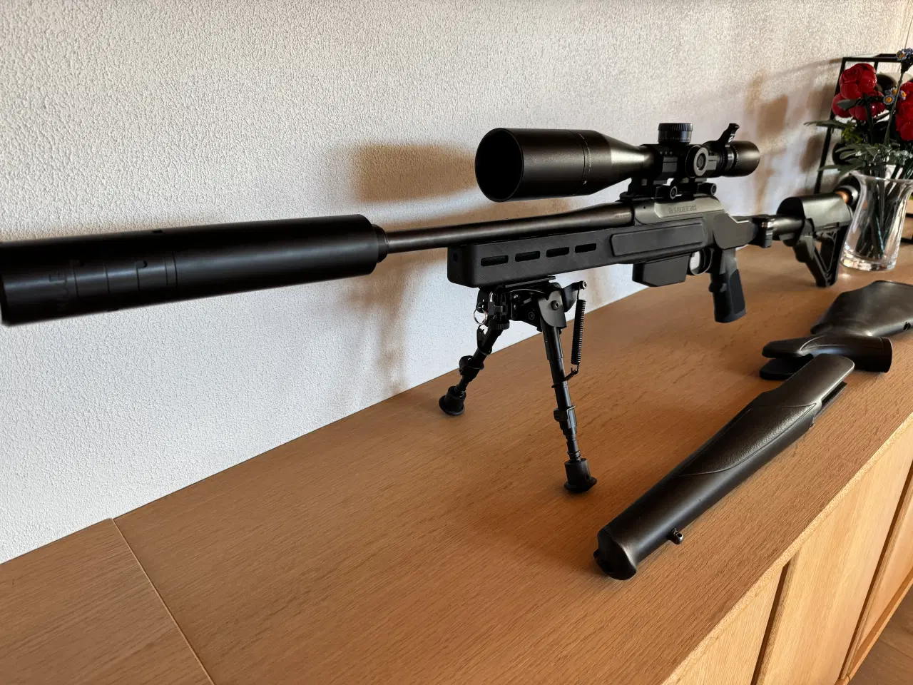 Billede 3 - Sauer 202 - 6,5x55 - med justerbart/foldbar skæfte