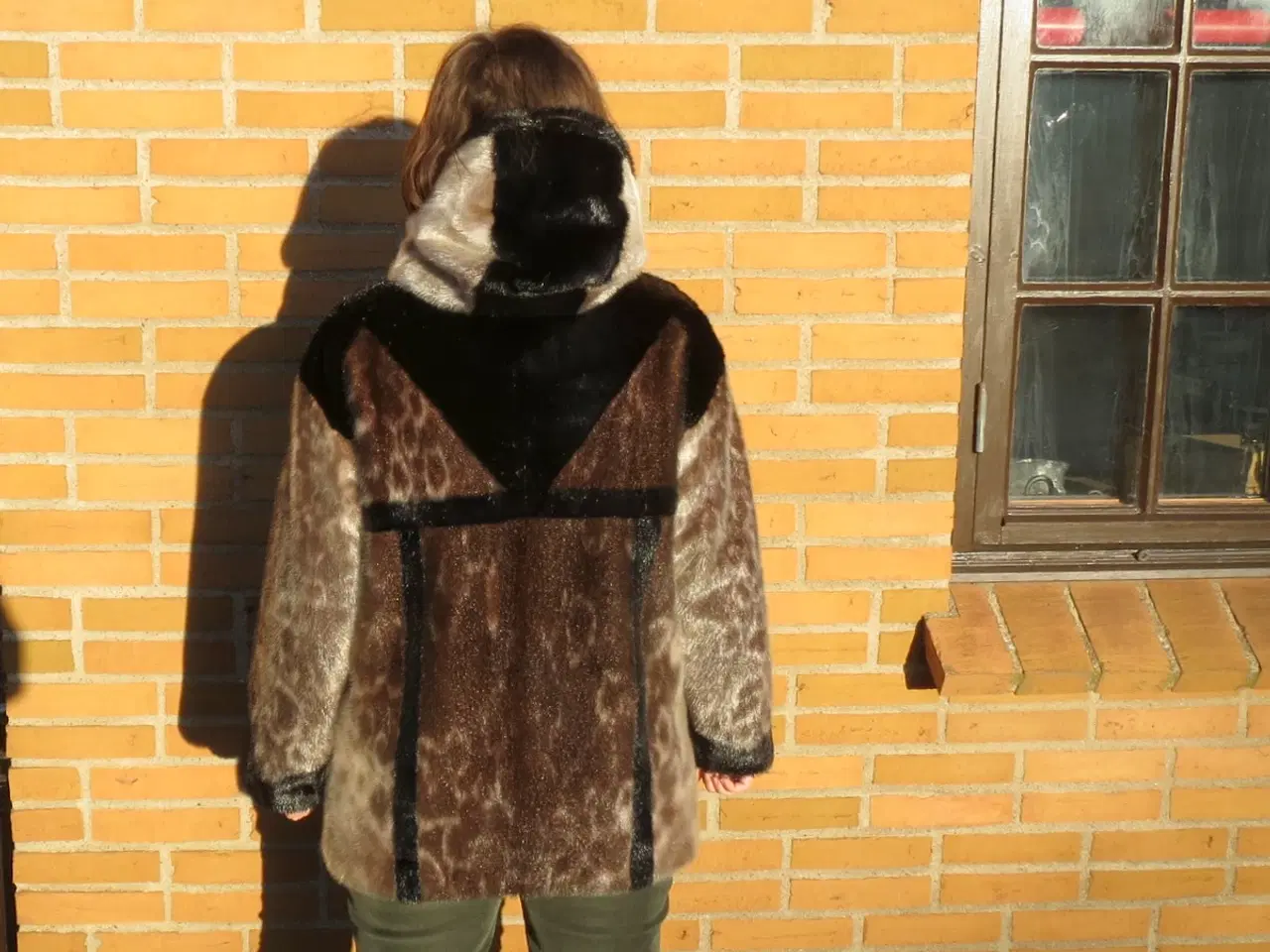 Billede 3 - Flot sælskindsjakke mærket Royal Greenland