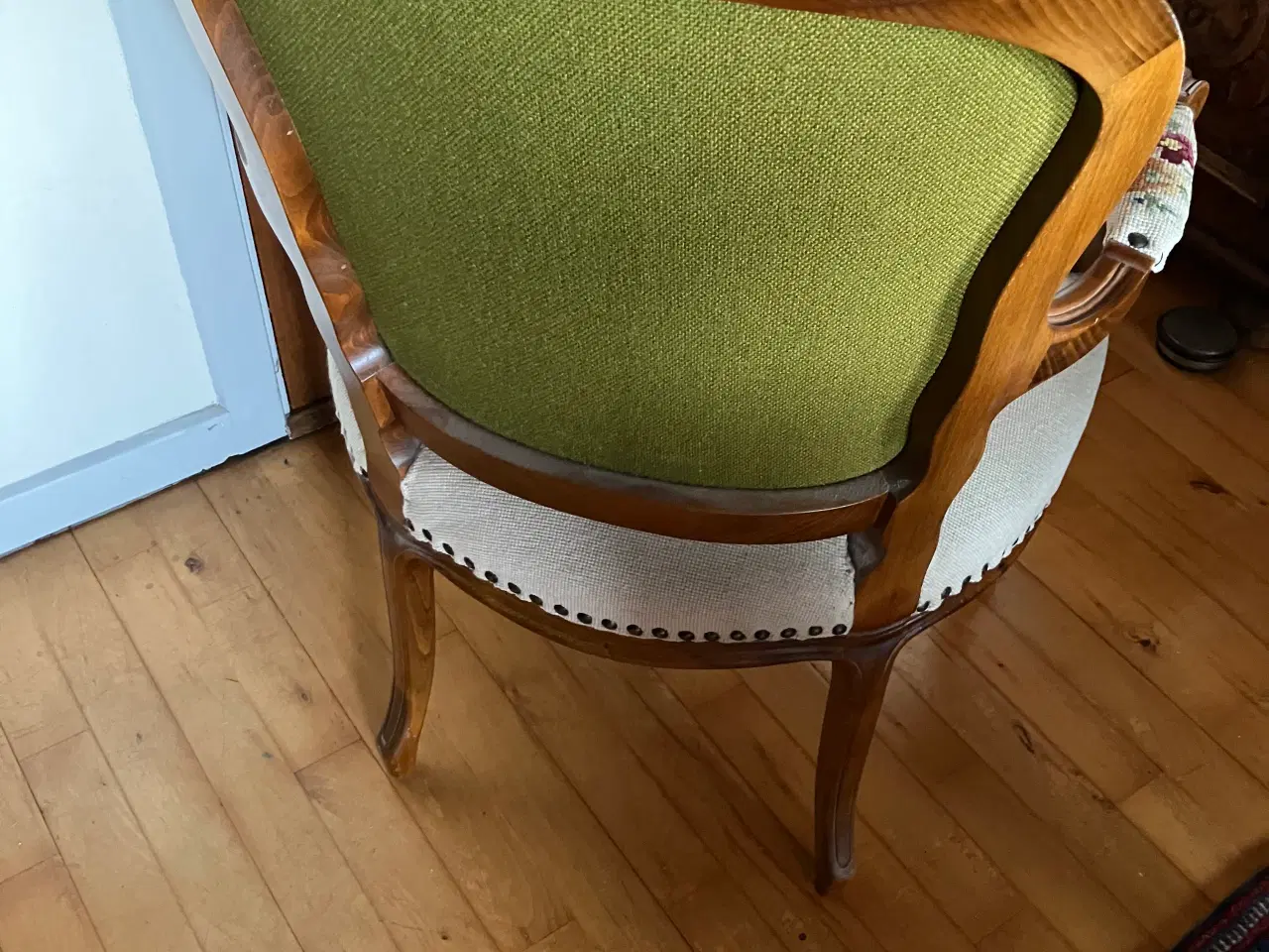 Billede 3 - Stol med broderi