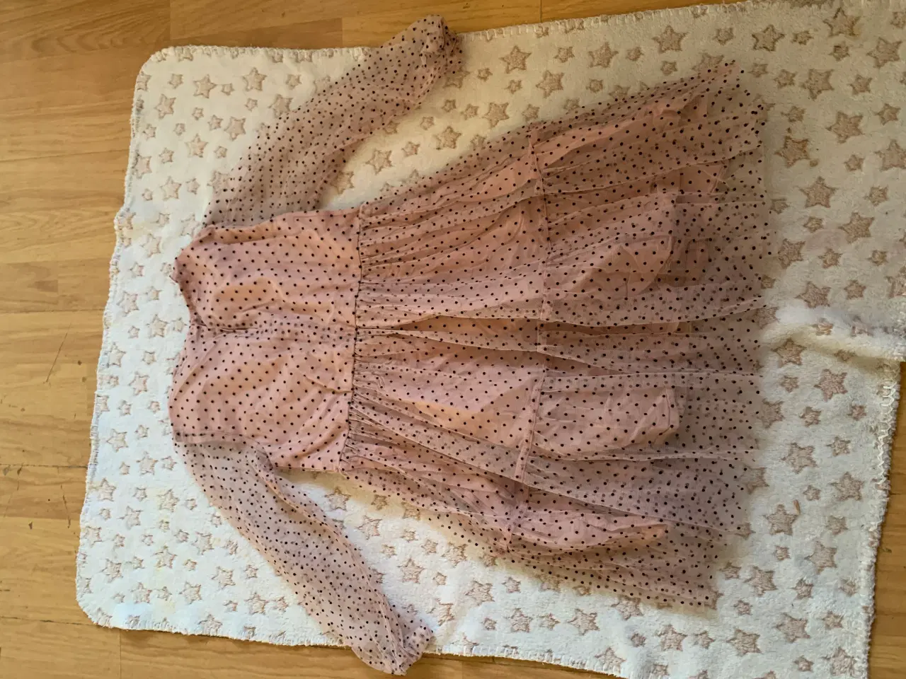 Billede 2 - Kjole str 116