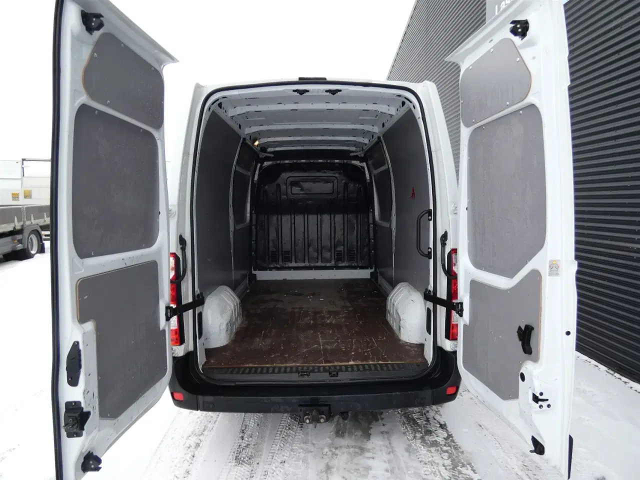 Billede 8 - Renault Master T33 L2H2 2 SKYDEDØRE 2,3 DCI TwinTurbo start/stop 150HK Van Man.