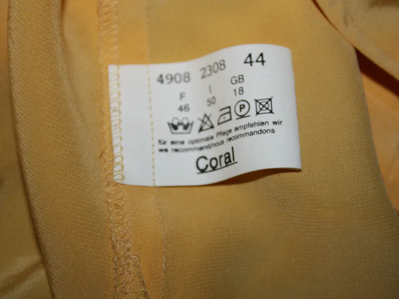 Billede 4 - Betty Barclay silke bluse / skjorte str. 44