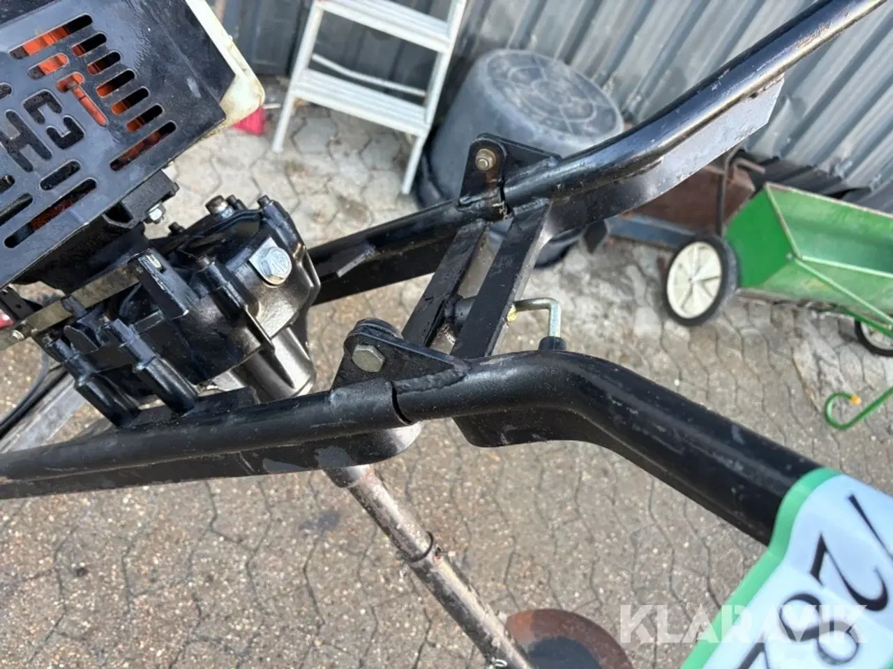 Billede 9 - Pælebord Oleo-mac MTL 81R