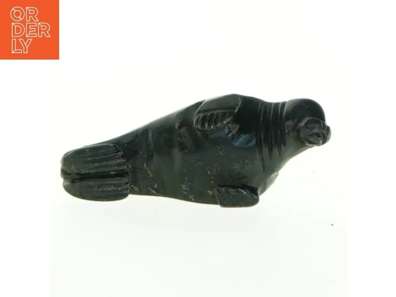 Billede 1 - Grønlandica. Stenfigur af sæl (str. 9 cm)