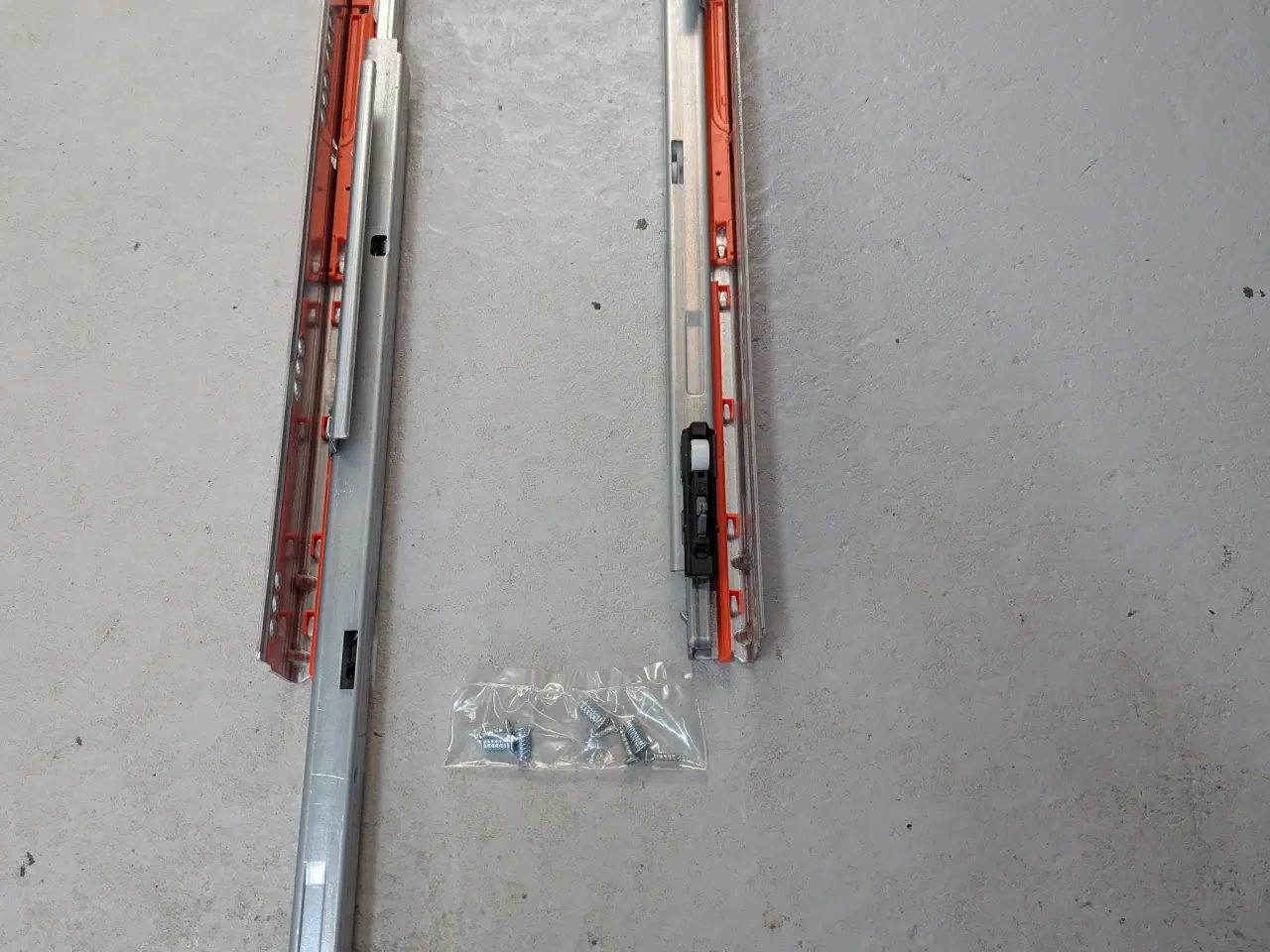 Billede 3 - HTH skuffeskinne med softlukke, nye