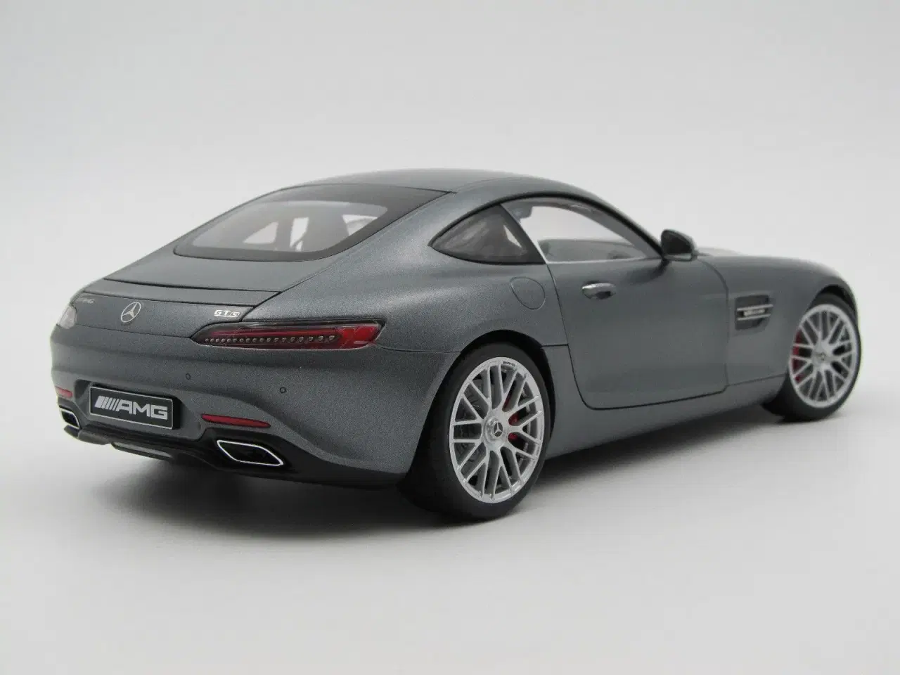 Billede 3 - 2015 Mercedes-AMG GT S - AUTOart - 1:18