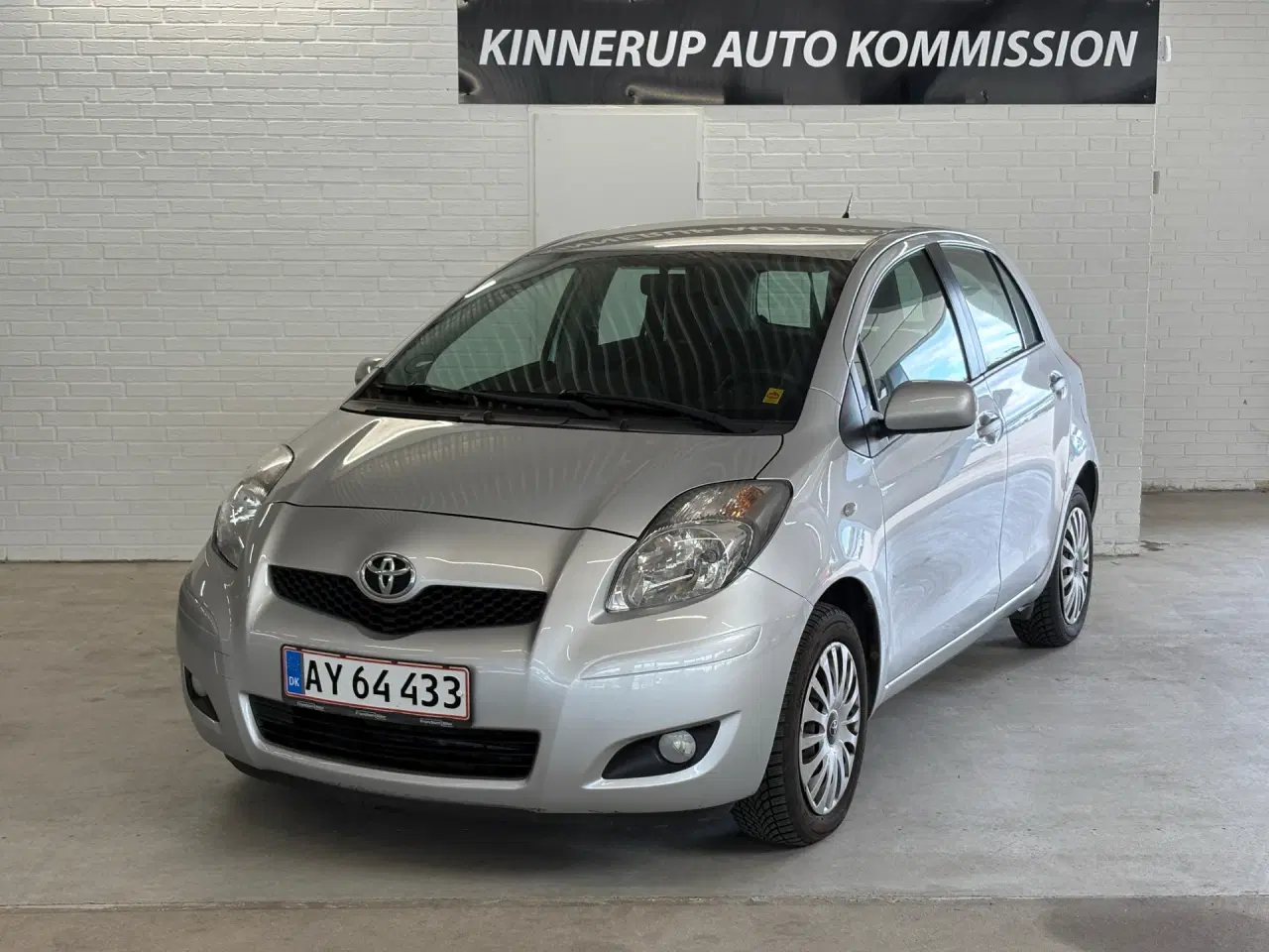 Billede 1 - Toyota Yaris 1,0 VVT-I T1 69HK 5d