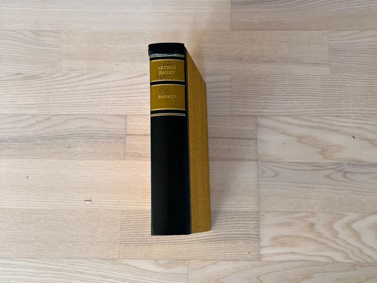 Billede 1 - Banken af Arthur Hailey