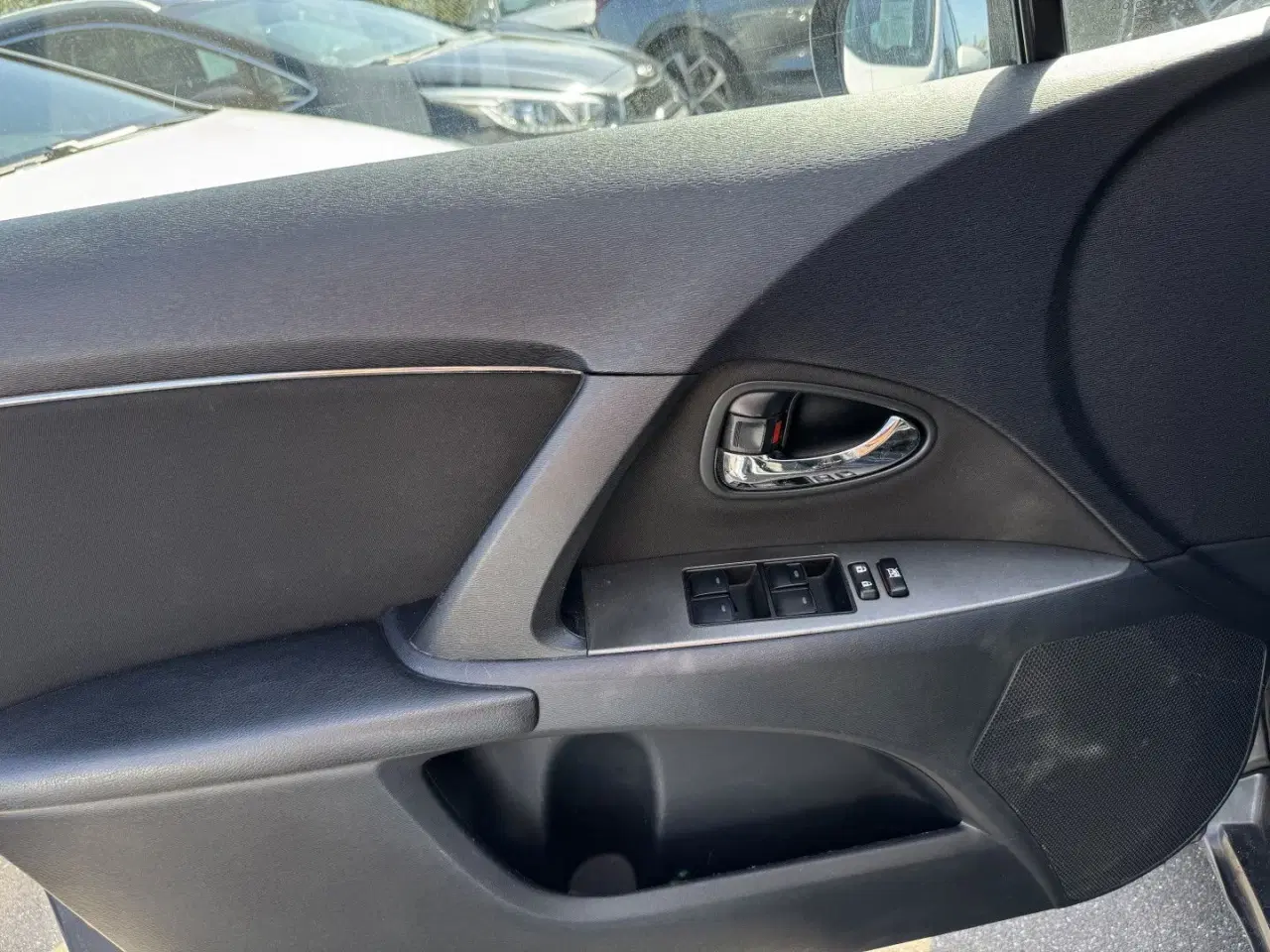 Billede 9 - Toyota Avensis 1,8 VVT-I T1 147HK Stc 6g