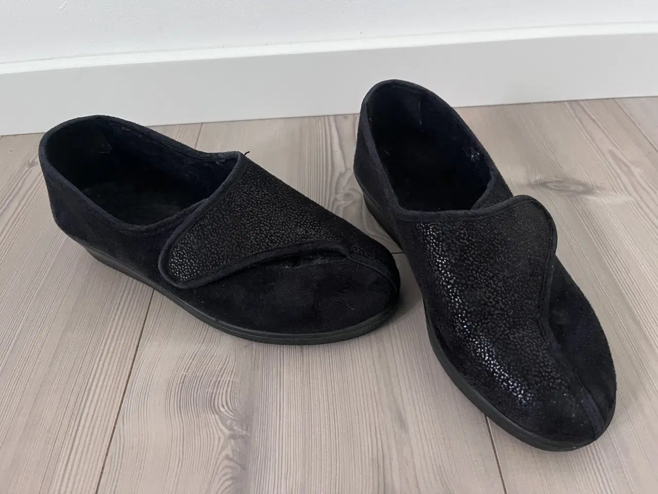 Billede 4 - Hjemmesko, Dame Rhode, str. 36