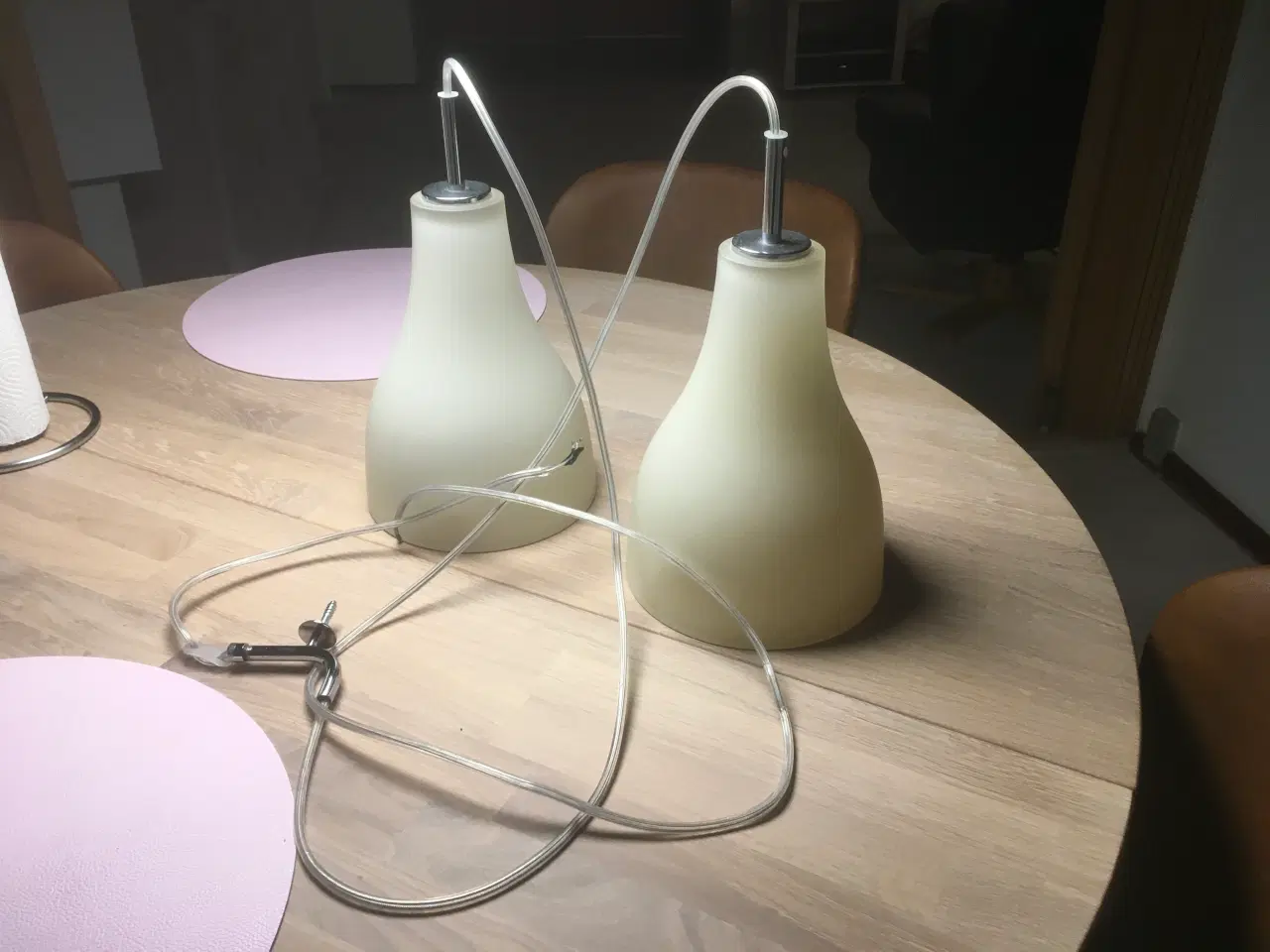 Billede 2 - Pendellamper hvide 2 stk.