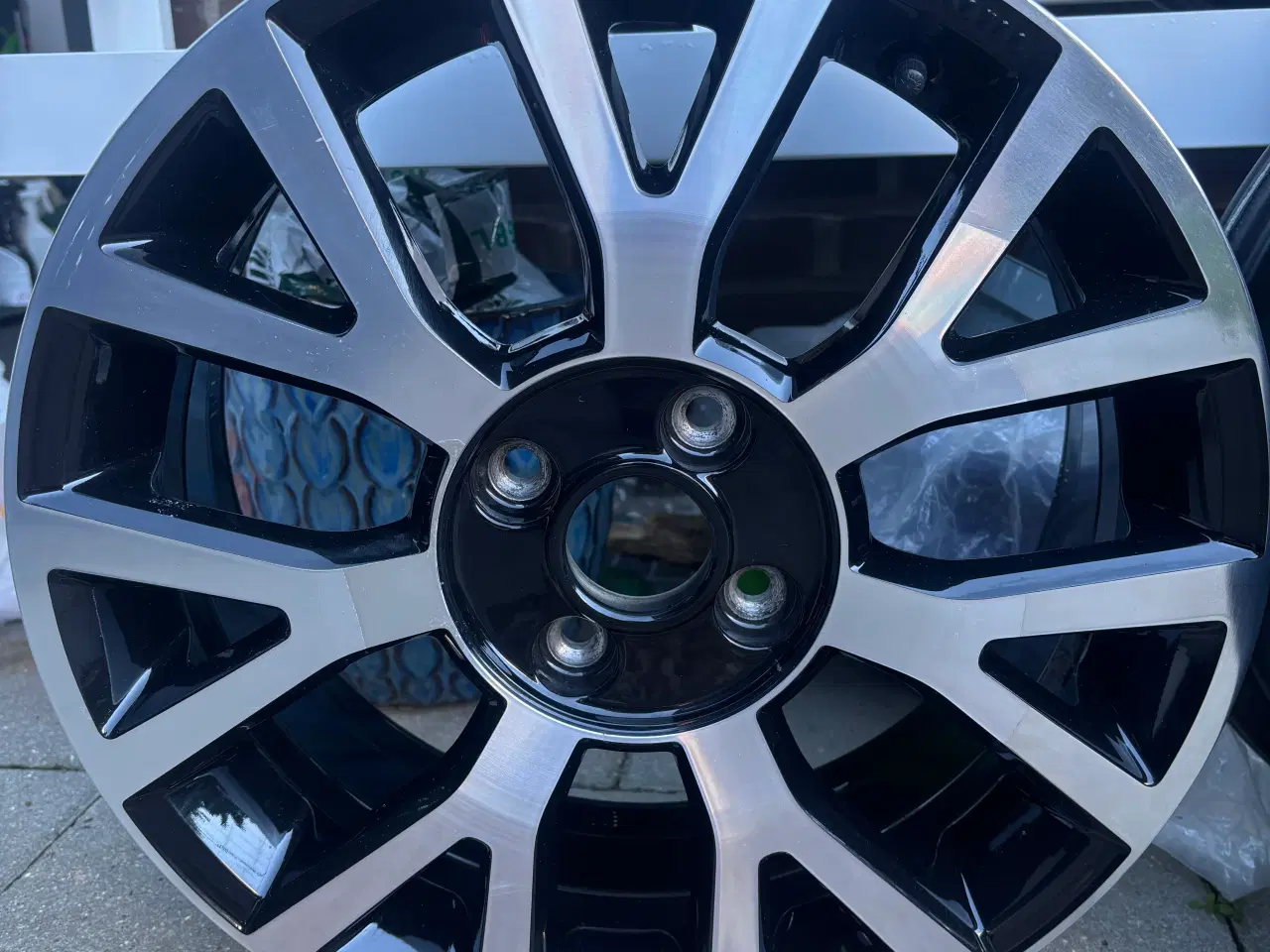 Billede 4 - VW up! Upsilon Originale Alufælge