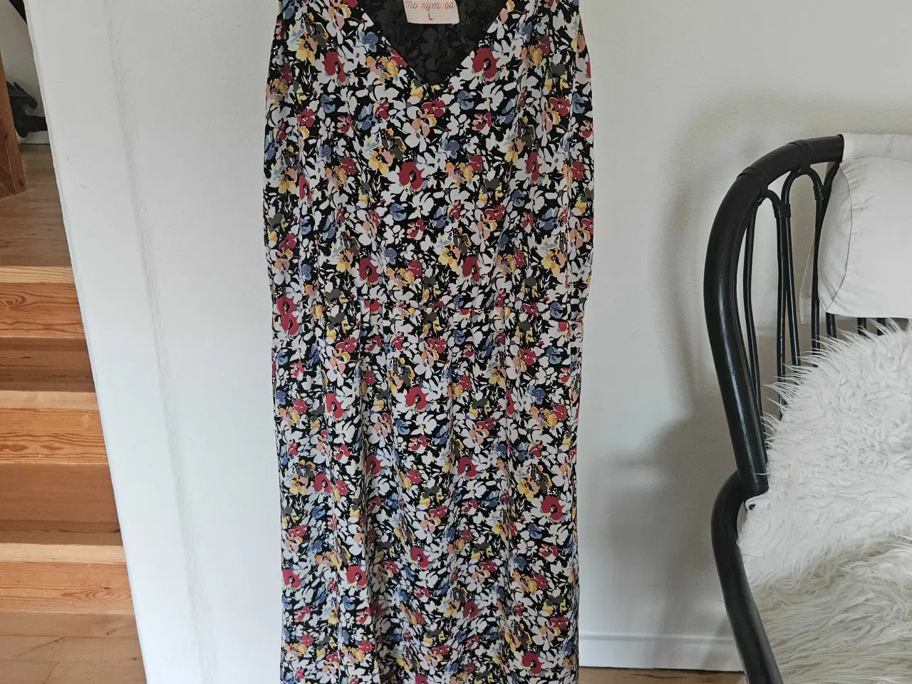 Billede 1 - FLOT LANG BLOMSTRET KJOLE