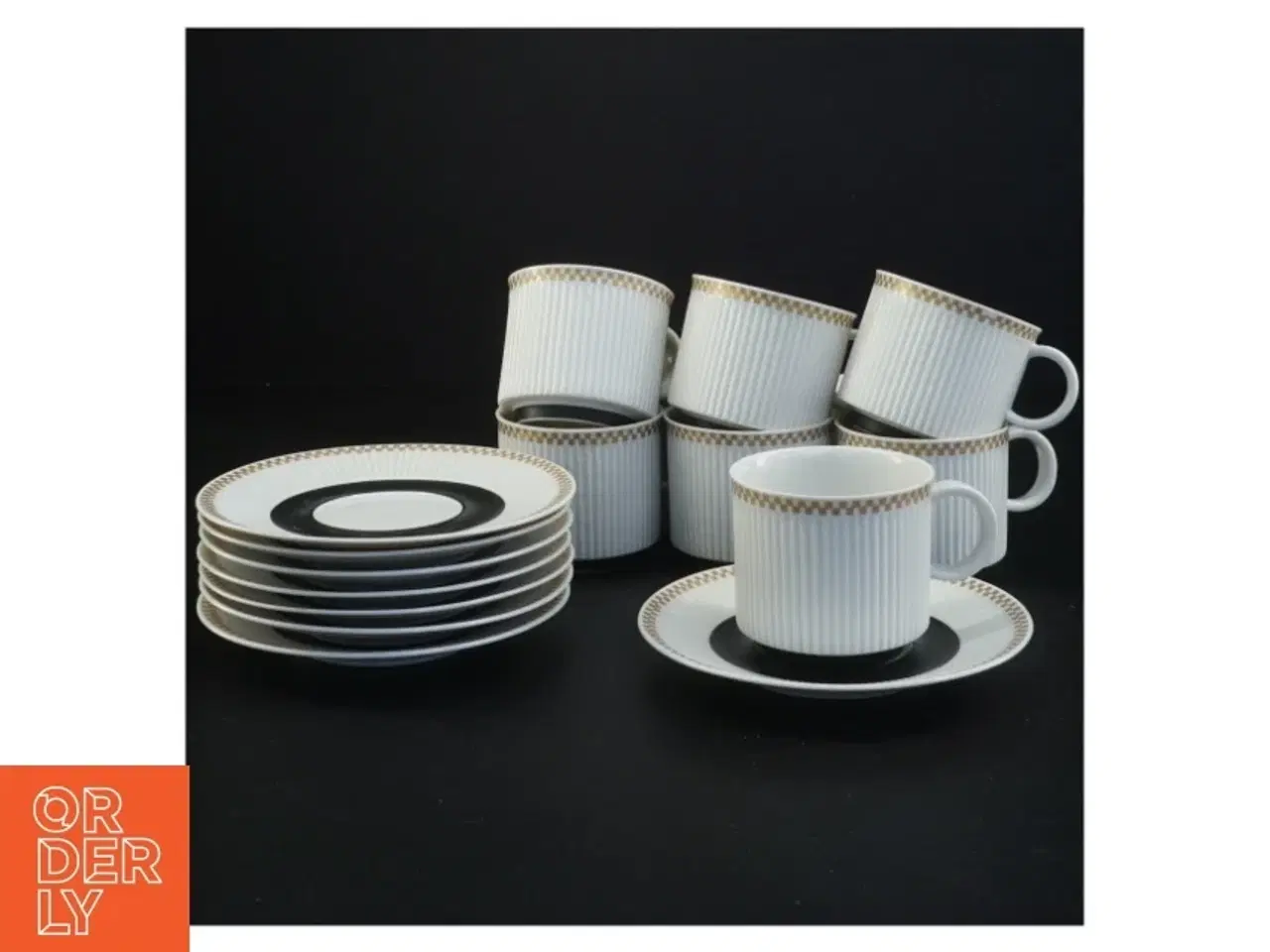 Billede 1 - Eksklusivt mocca porcelæns kopper og underkopper (str. Diameter 12 cm kop 6 x 6 og en halv cm)