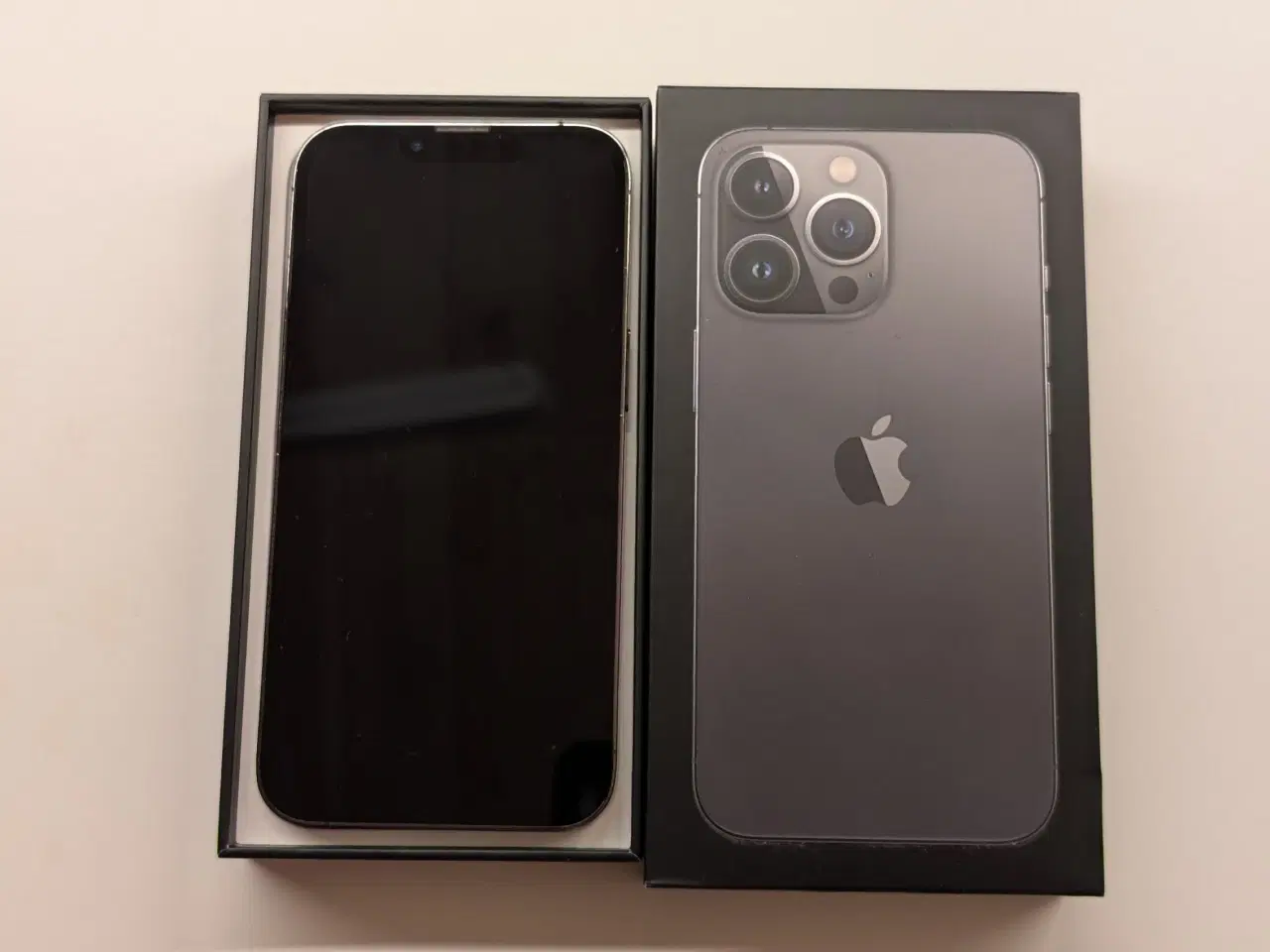 Billede 1 - iPhone 13 Pro 128 GB – Flot stand og alt virker