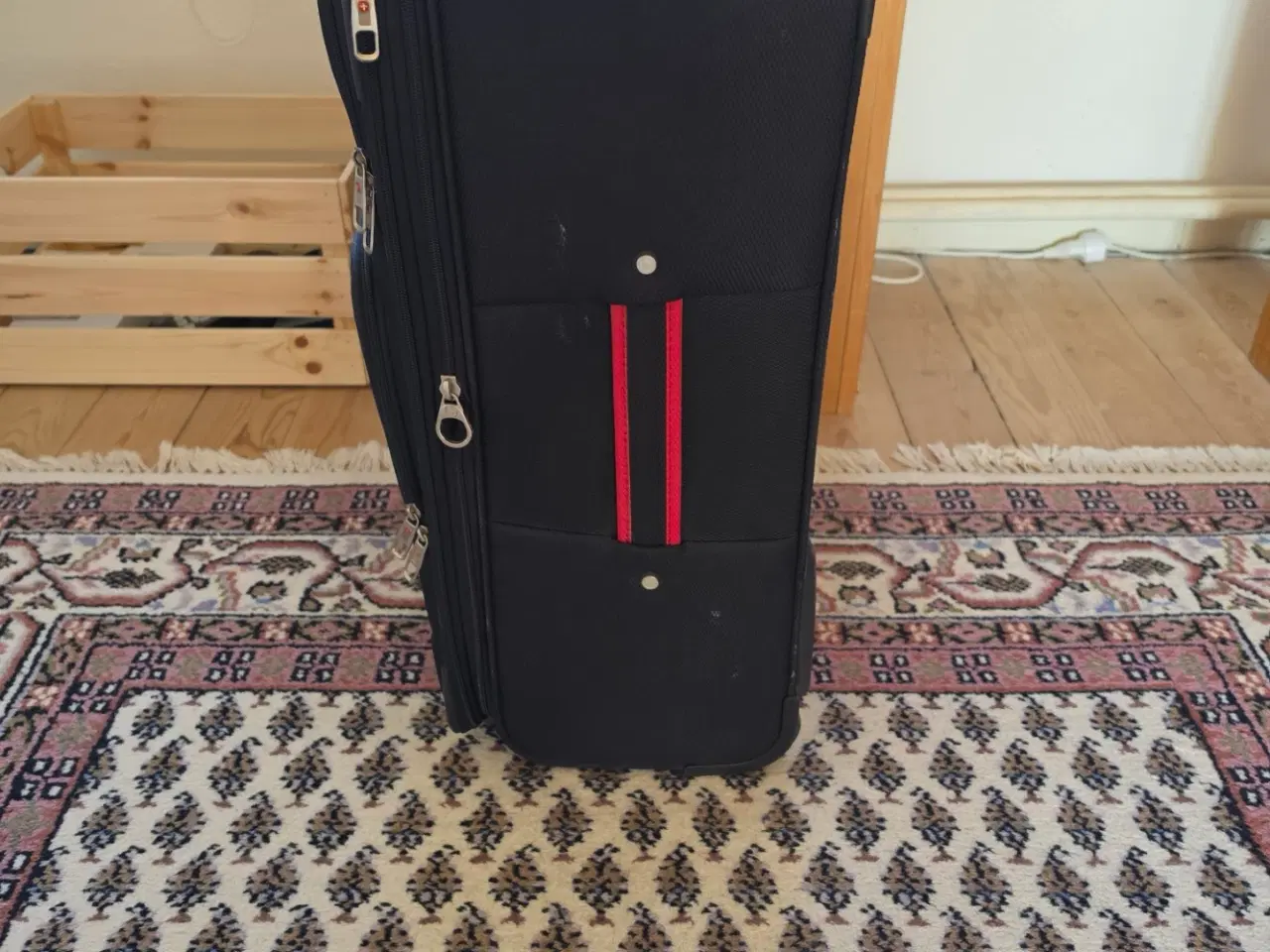 Billede 2 - Wenger trolley kuffert sælges