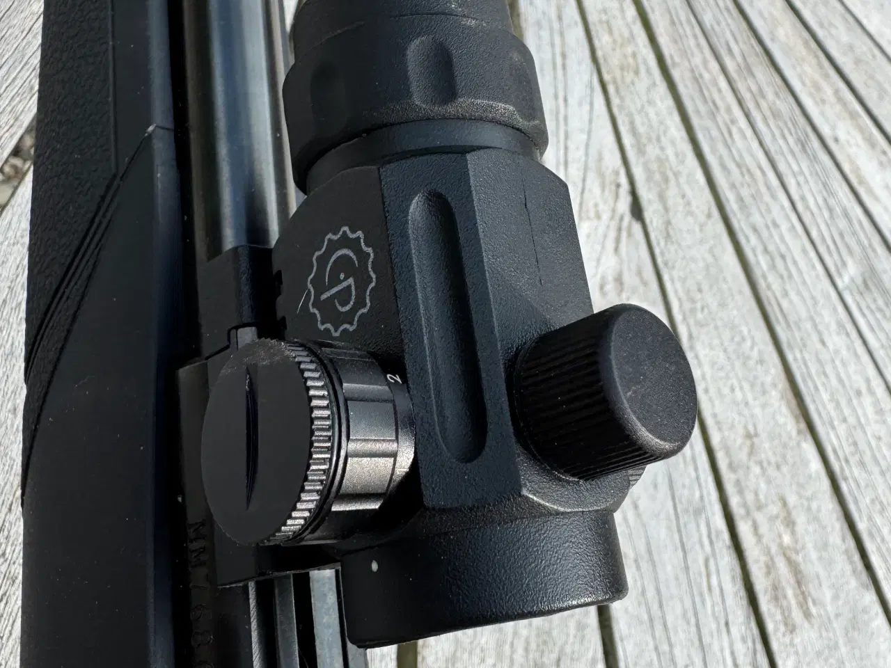 Billede 2 - Salonriffel med "red dot" sigte og lyddæmper 