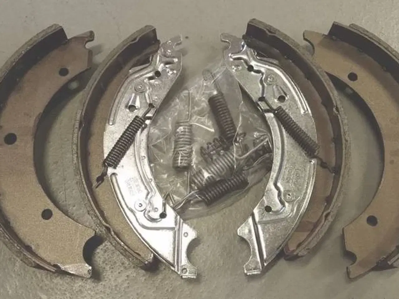 Billede 2 - Knott Br. bakker 250 mm