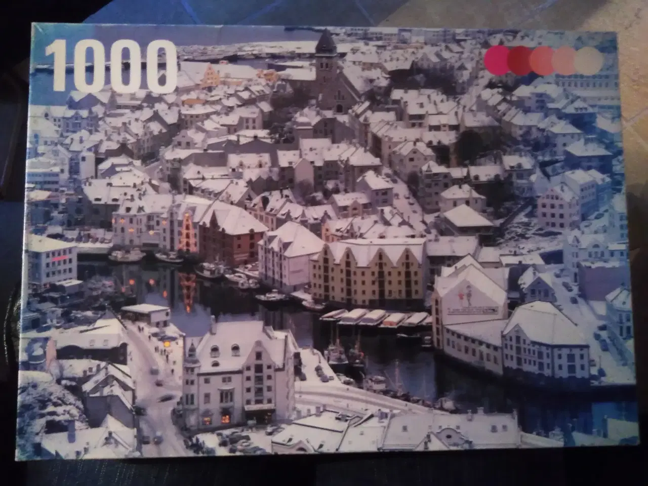 Billede 1 - Puslespil med 1000 brikket