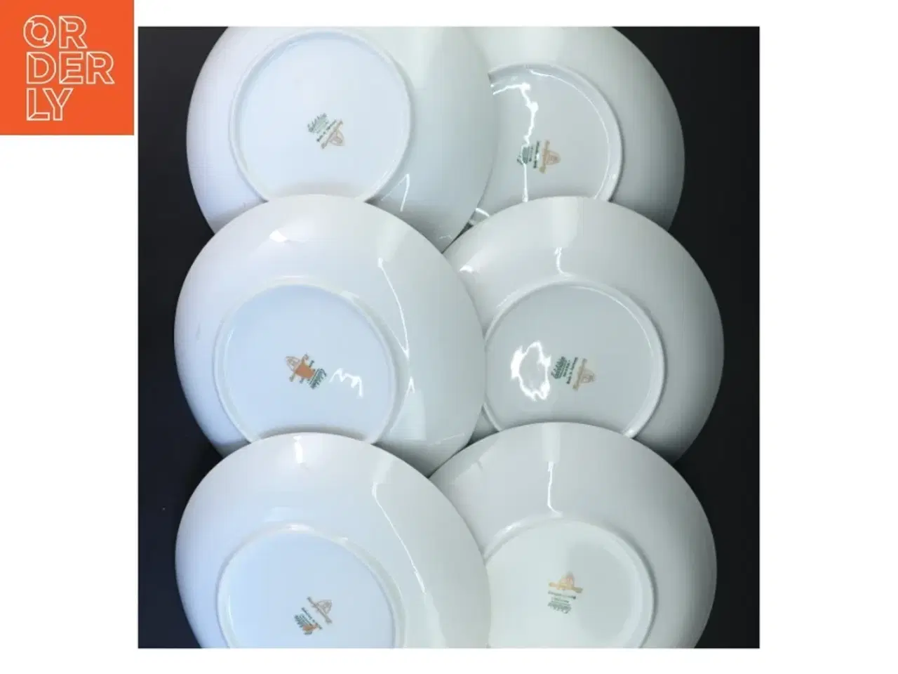 Billede 2 - Sæt af 6 porcelænstallerkener fra Arzberg (str. Hvis i mangler paller, så er vi sat dem over under den nye reol derovre)