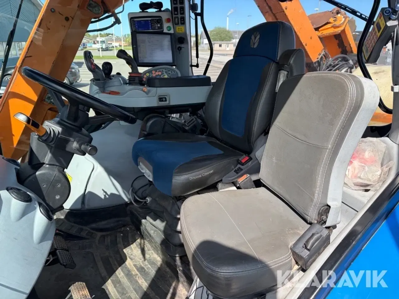 Billede 10 - Traktor New Holland T7.175 med rabat og rendeklipper