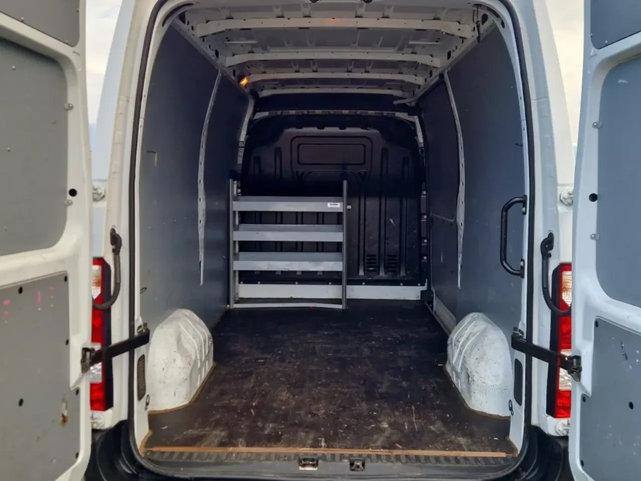 Billede 8 - Renault Master IV T33 2,3 dCi 150 L2H2 Kassevogn