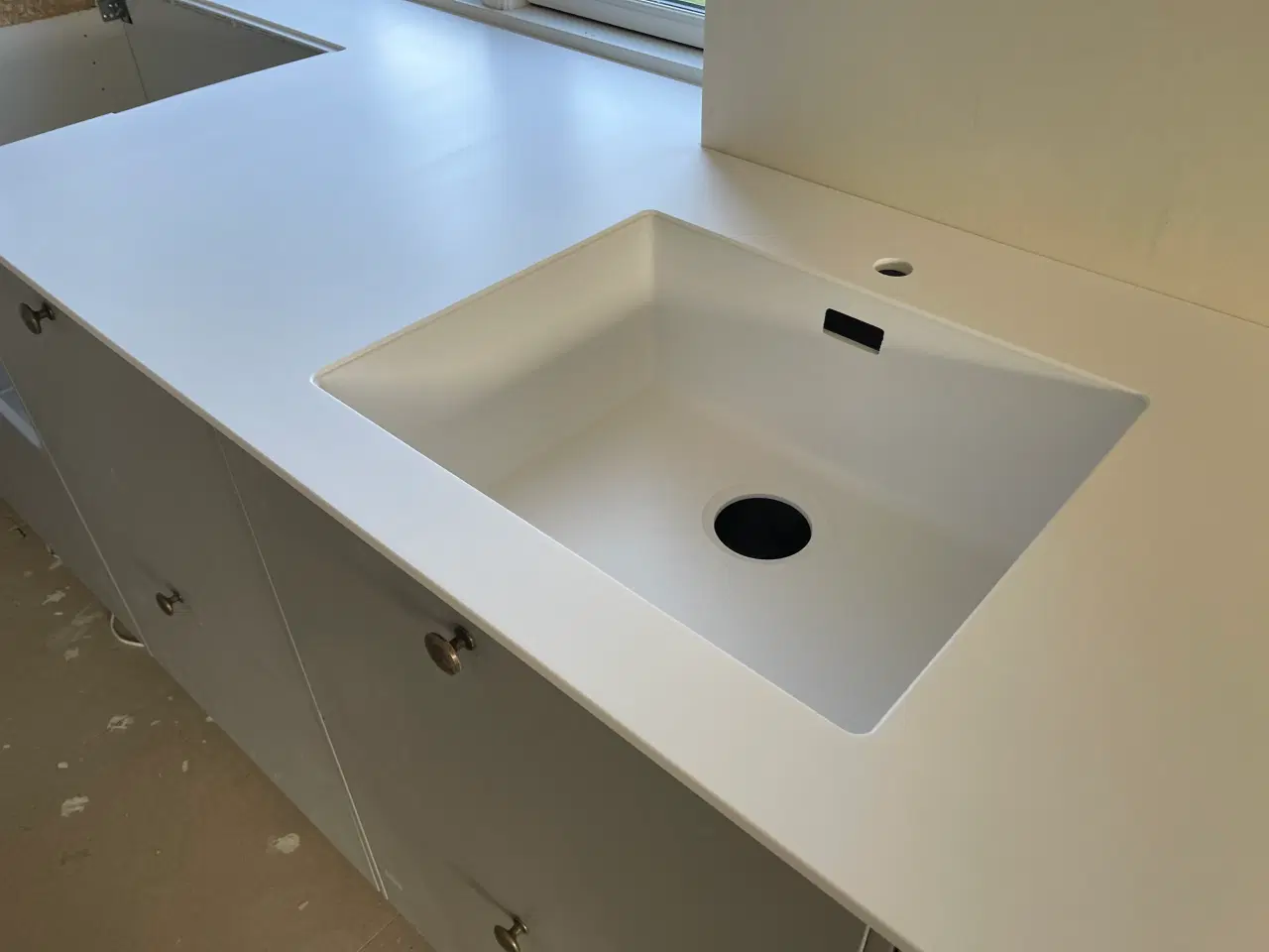 Billede 5 - Bordplader i Corian®️ og Kerrock®️