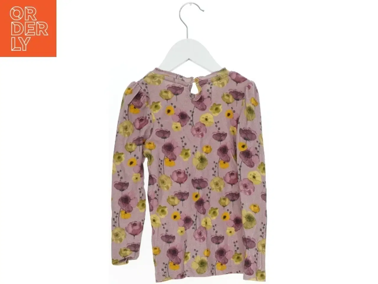 Billede 2 - Langærmet bluse med blomsterprint fra Name It (str. 104)