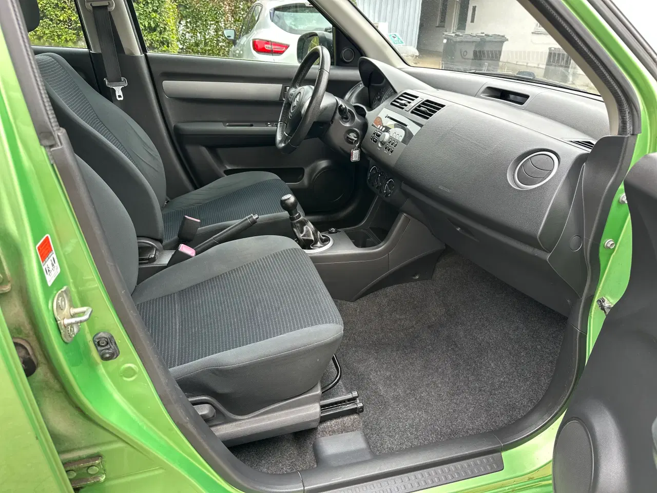 Billede 7 - Suzuki Swift 1.2 benzin 1år til syn med plader