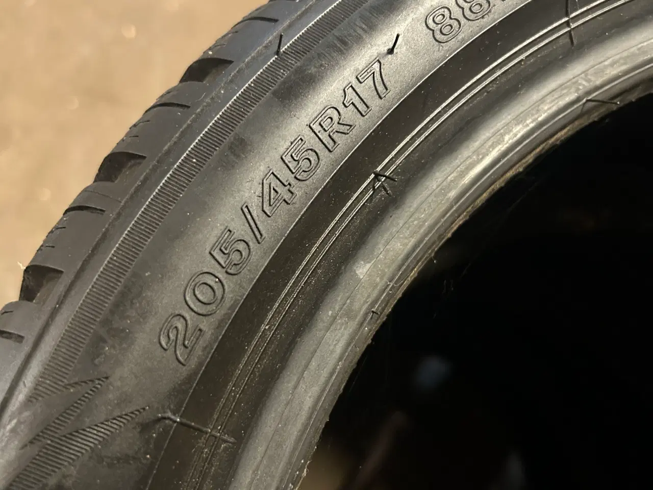 Billede 1 - Vinterdæk fra Bridegestone 205/45r17 4 stk