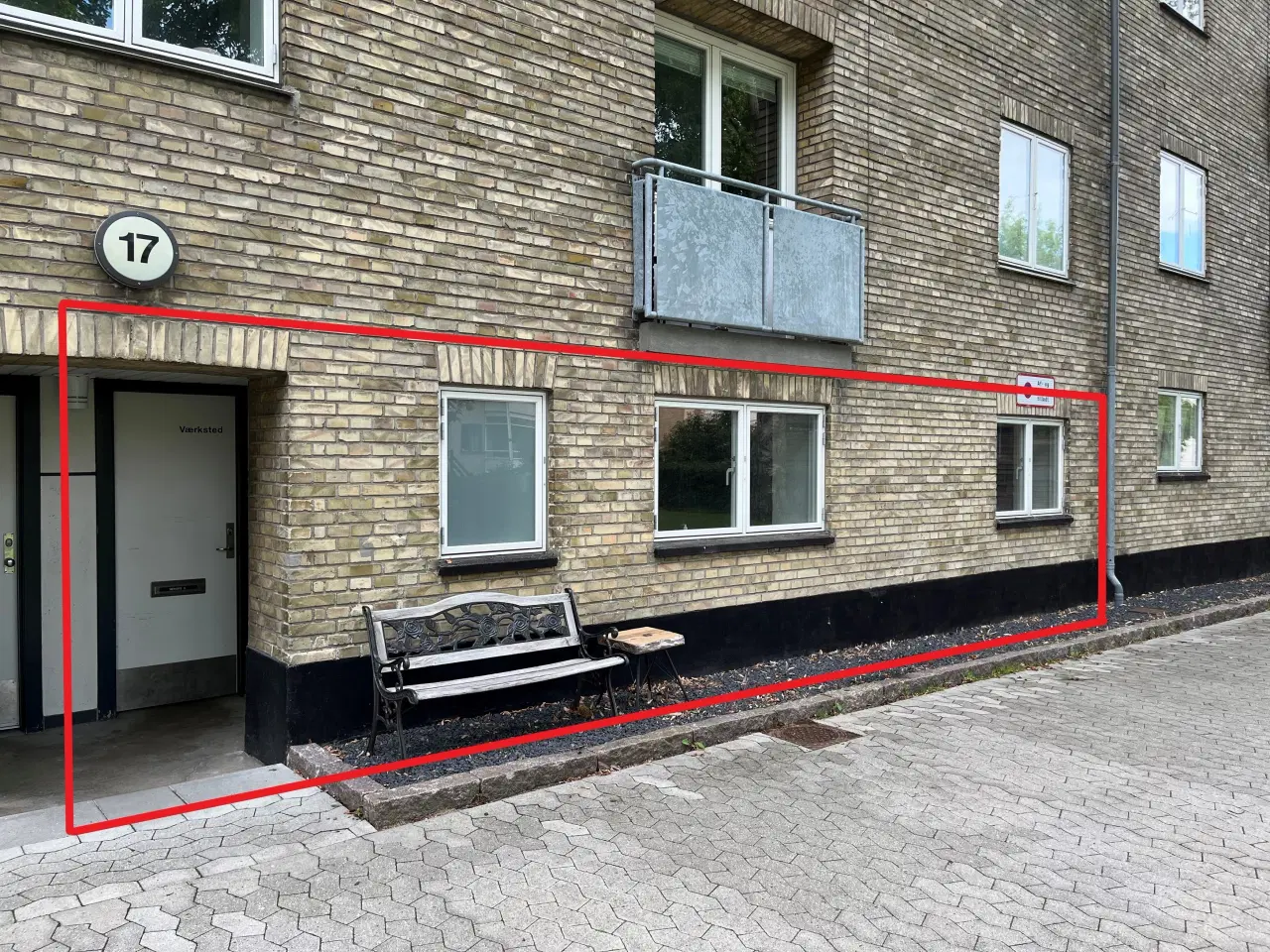 Billede 2 - Tidligere lager og værksted for ejendommens vicevært