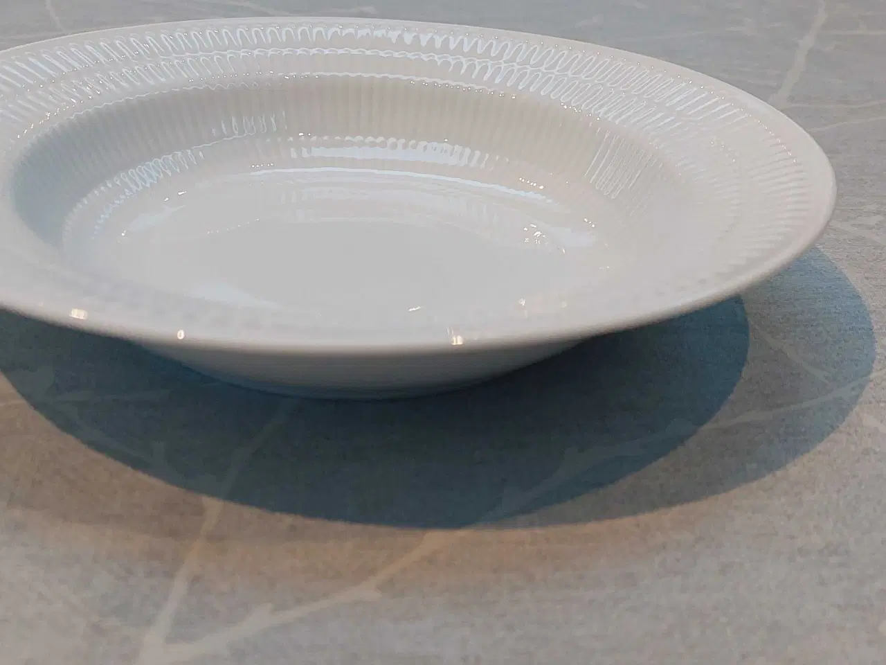 Billede 2 - 1 stk. Royal Copenhagen dyb tallerken