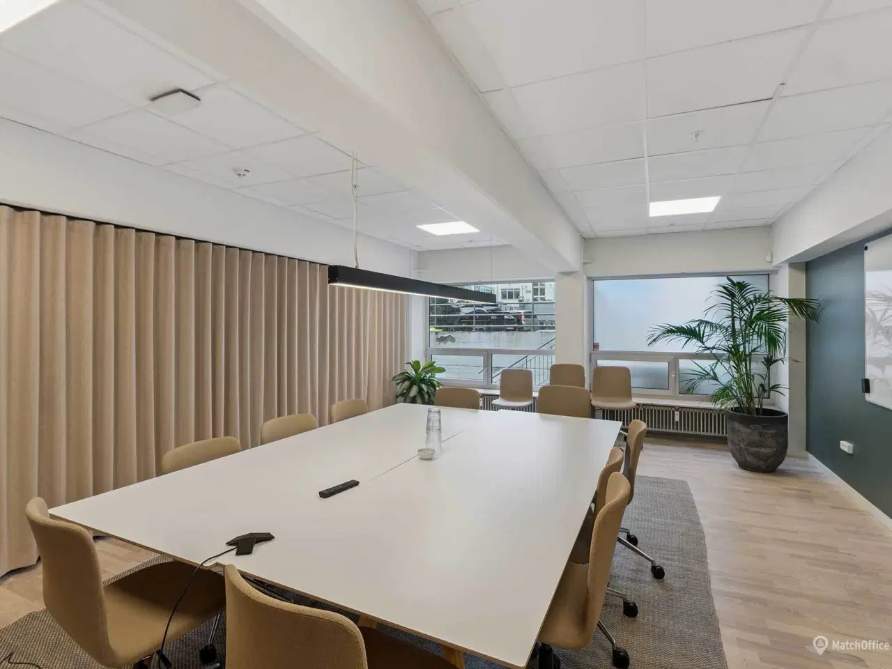 Billede 2 - Kreativt kontormiljø med højt til loftet og adgang til fælles personalerestaurant og café