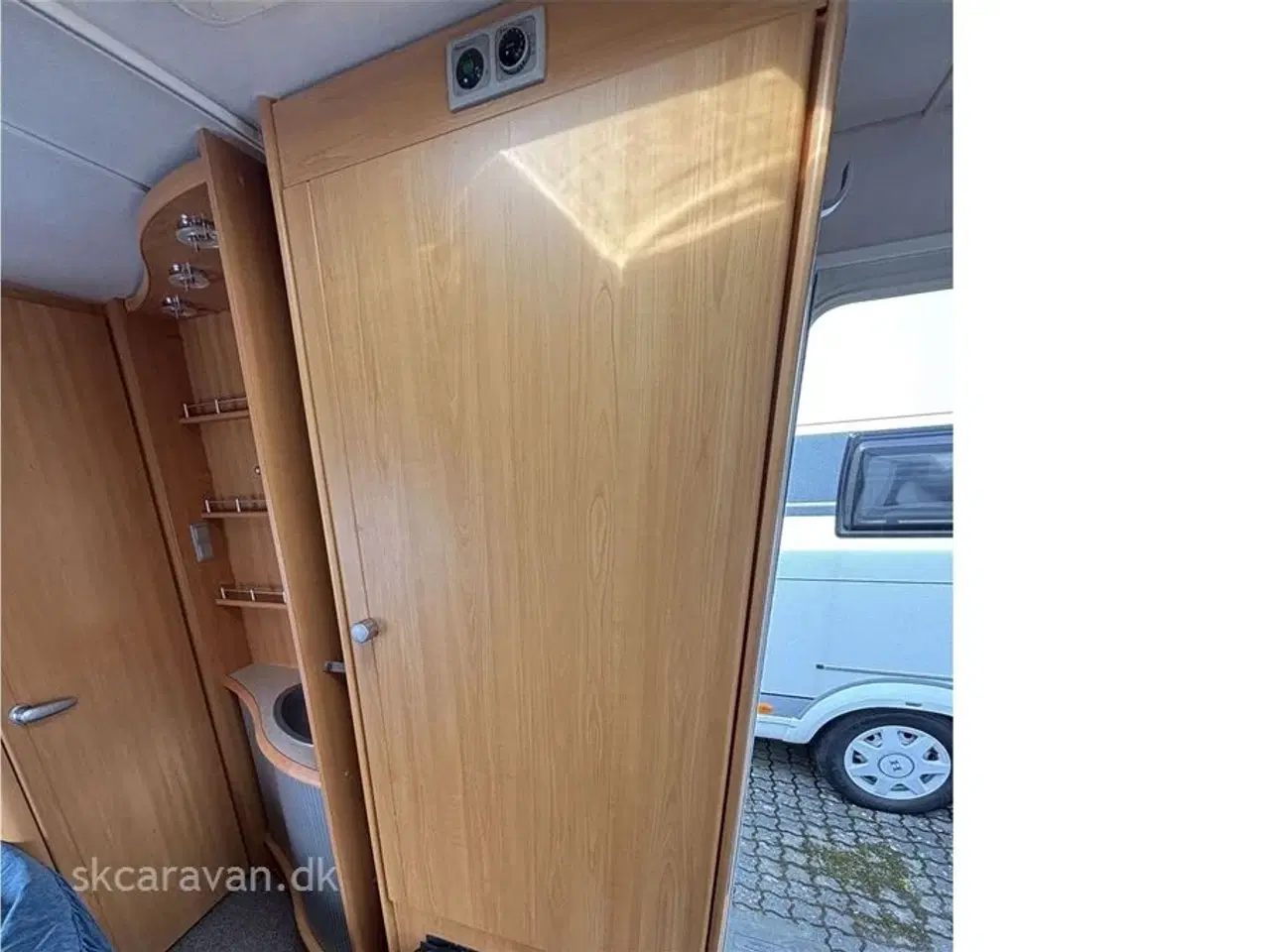 Billede 9 - 2008 - LMC 475 Mûnsterland RD Pæn og velholdt campingvogn