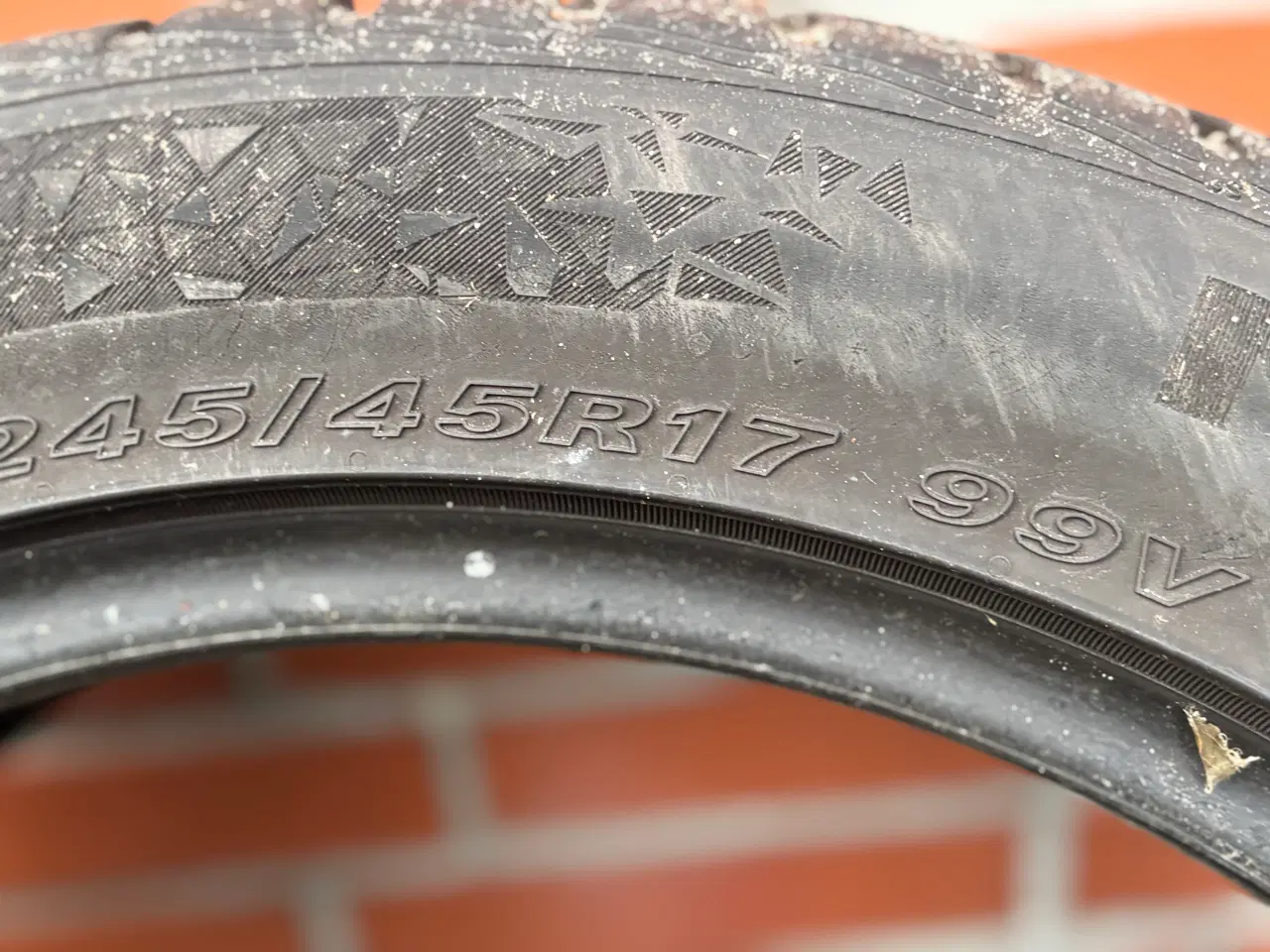 Billede 7 - 2 vinterdæk 245/45R17
