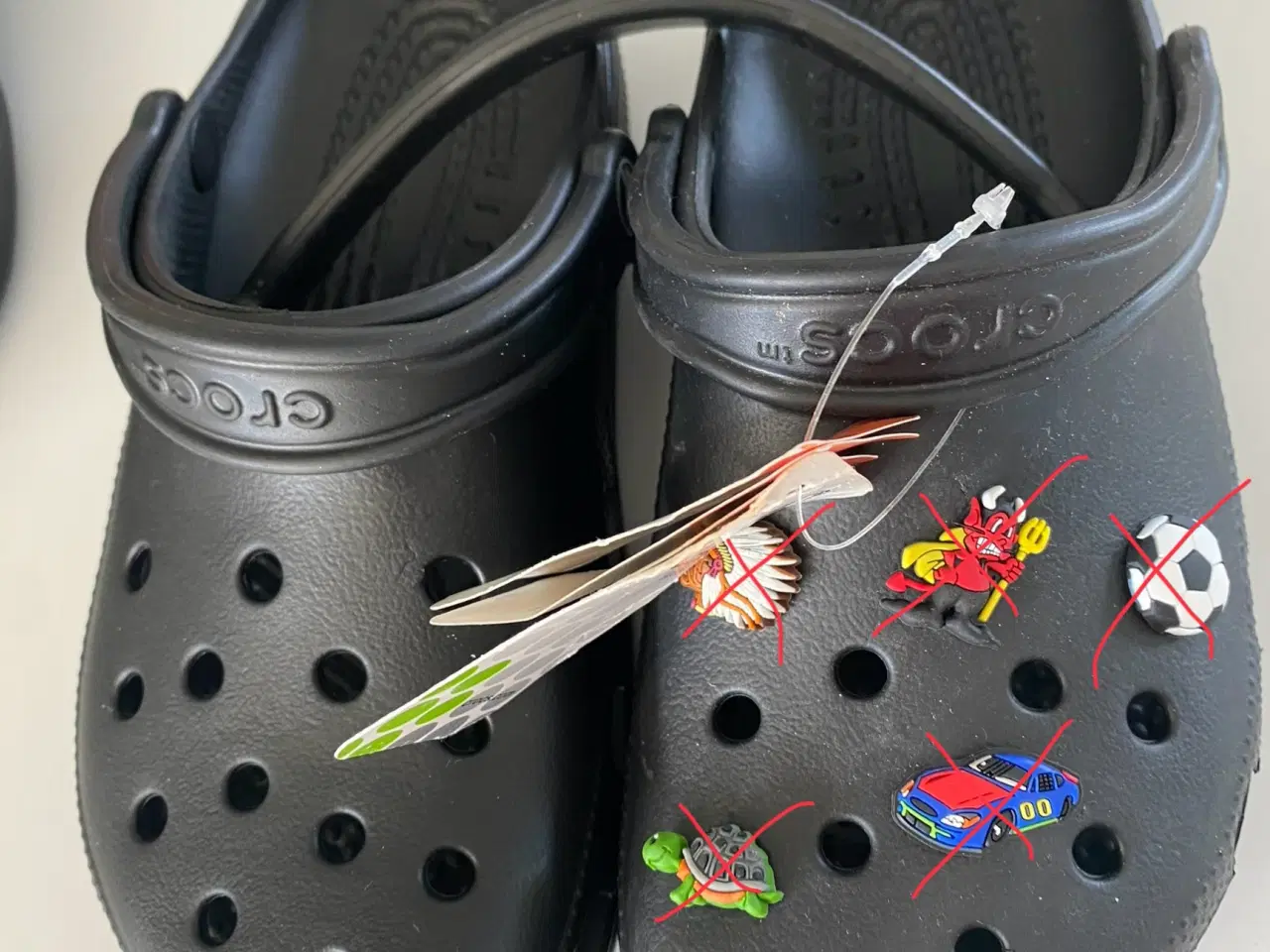 Billede 12 - Charms til CROCS sko sælges