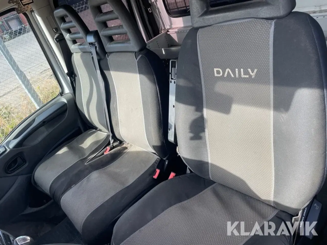 Billede 12 - Varebil Iveco Daily 35S med Kran