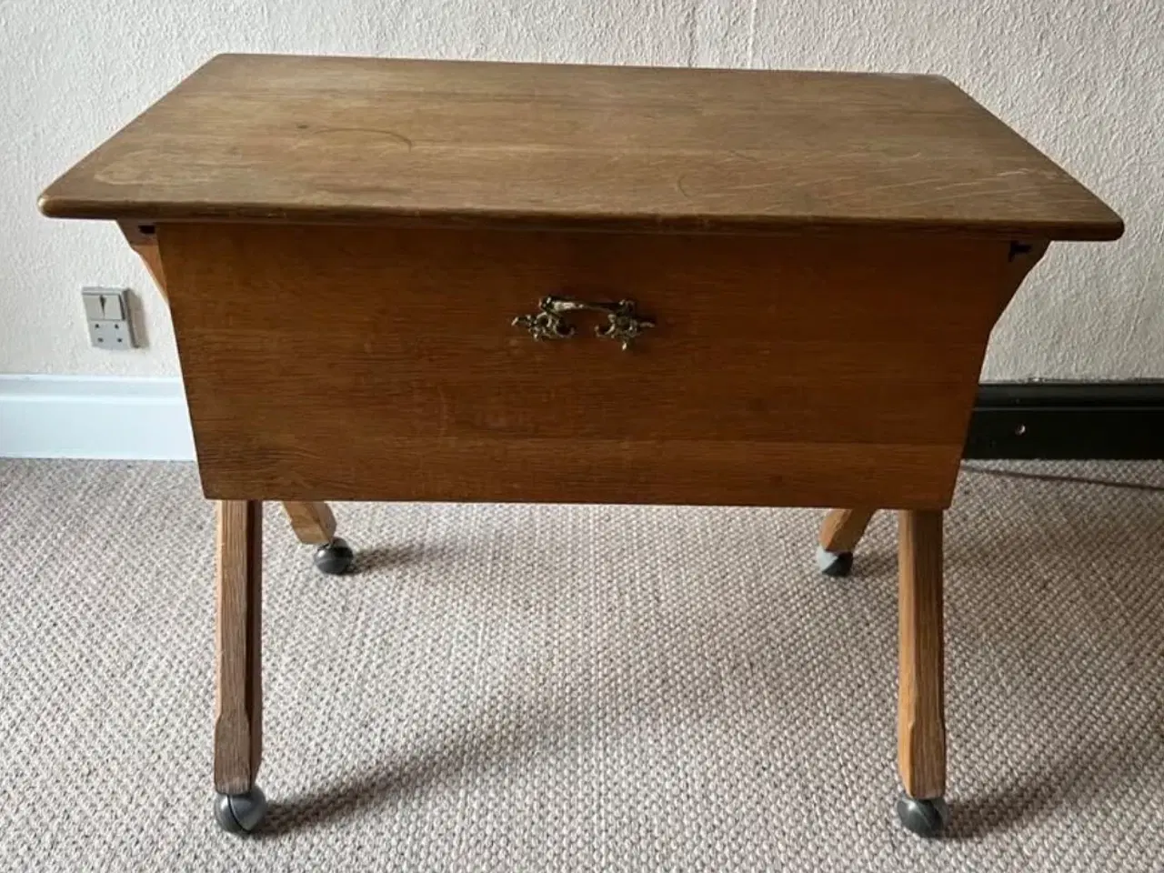 Billede 1 - Sybord gl.