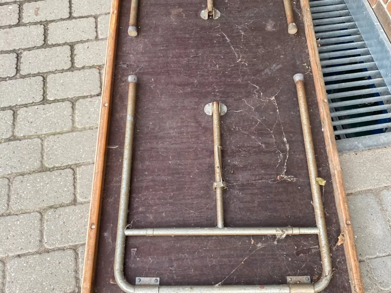 Billede 2 - Praktisk arbejdsbord