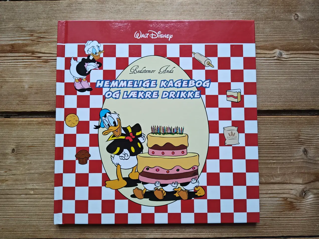 Billede 1 - Bedstemor Ands hemmelige kagebog og lækre drikke