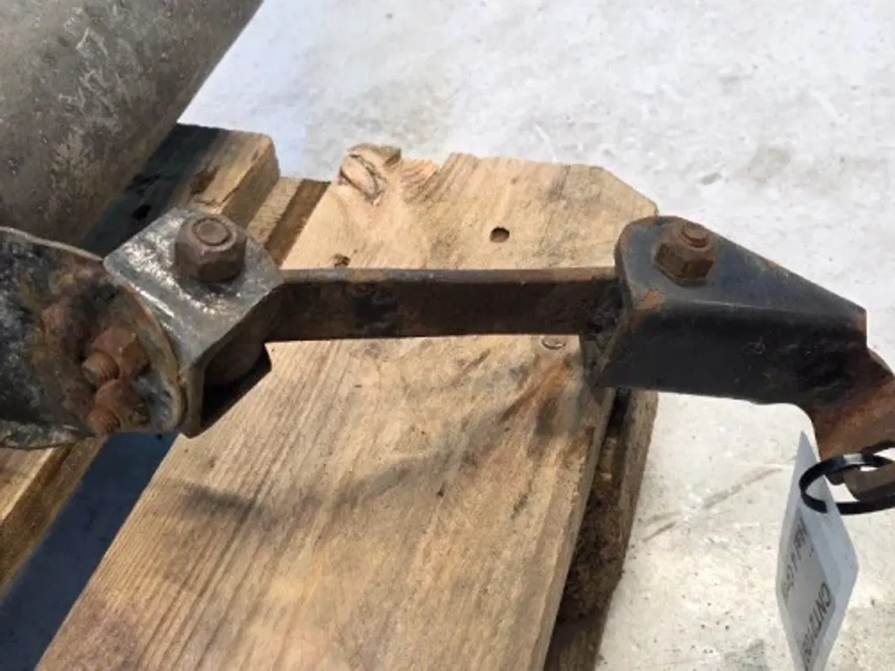 Billede 16 - Massey Ferguson 6290 Udstødningsrør 3780121M2