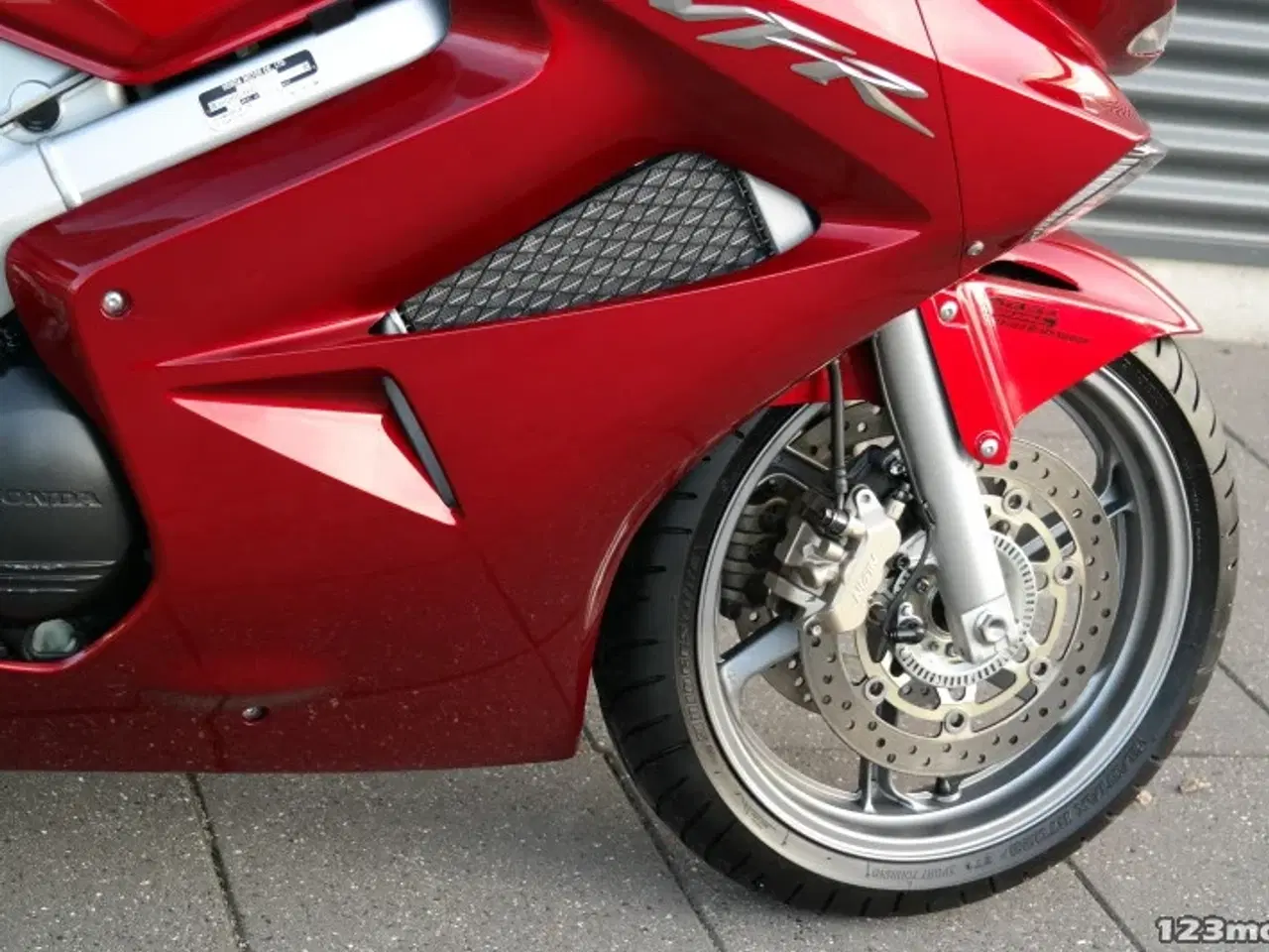 Billede 11 - Honda VFR 800 F MC-SYD       BYTTER GERNE