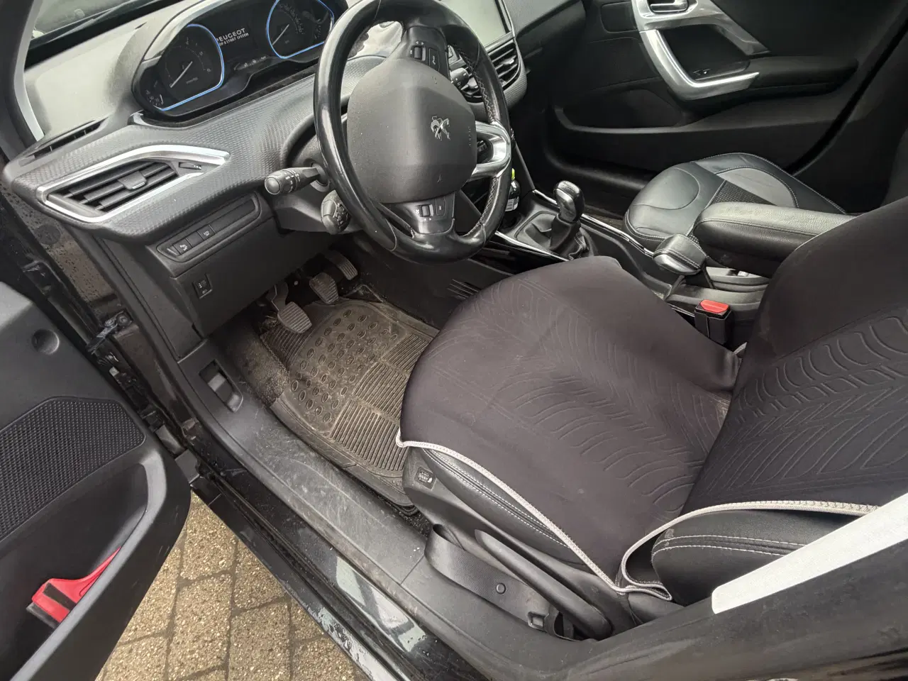 Billede 6 - 🚗 Peugeot 2008 1.5 BlueHDi 100 Crossover 