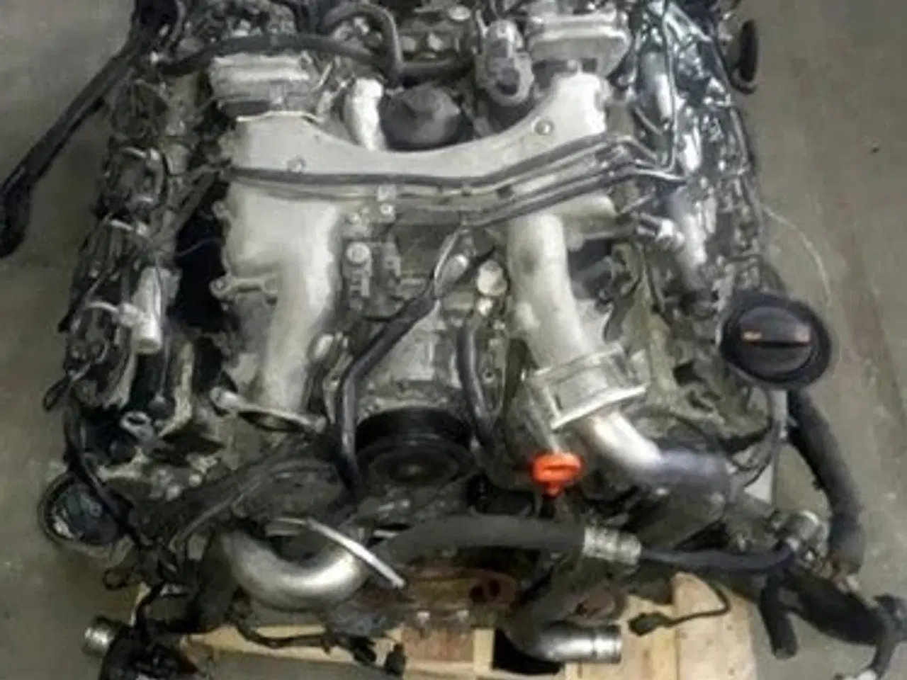 Billede 1 - Audi A8 D3 4.2 BVN motor