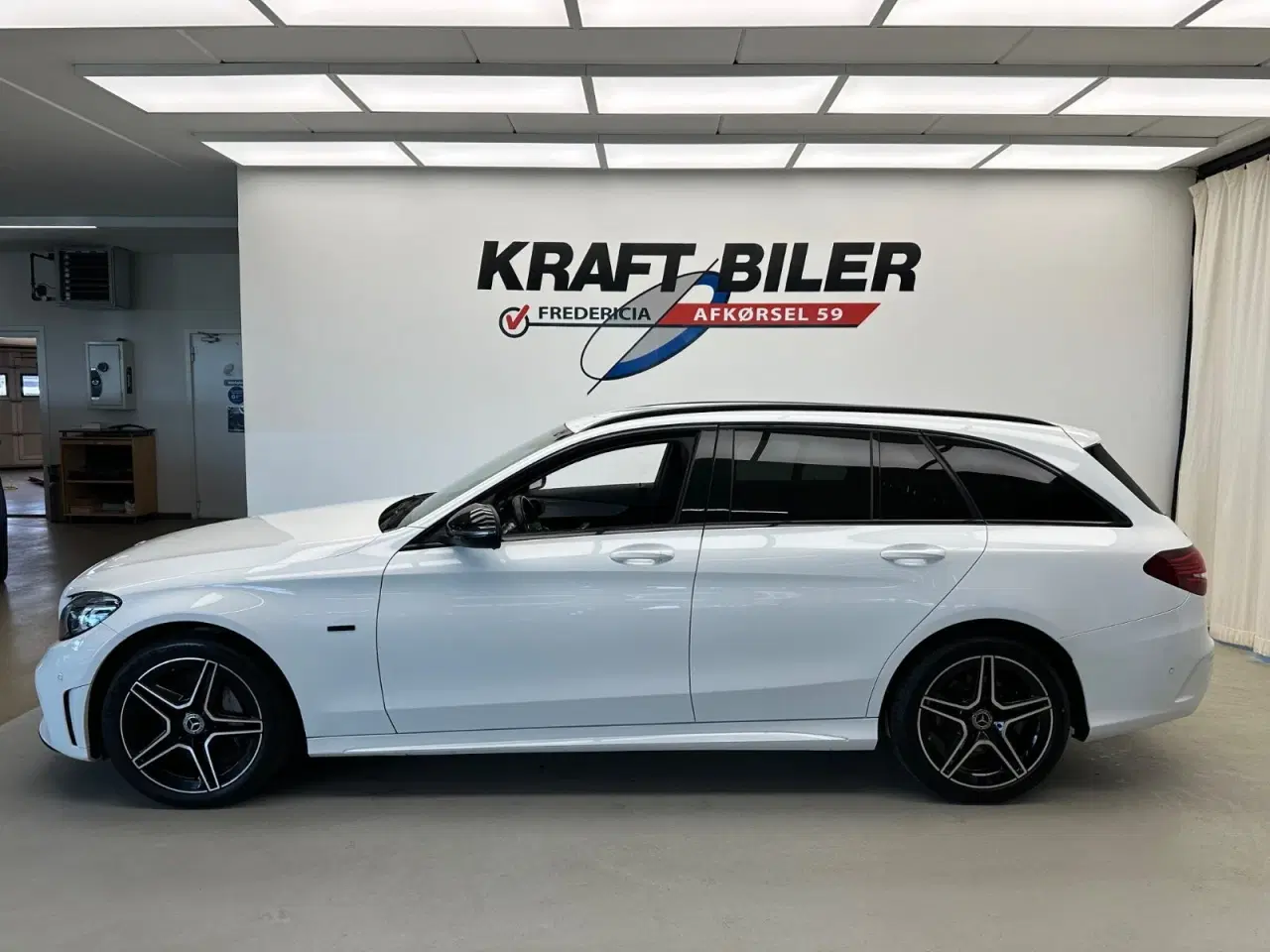 Billede 2 - Mercedes C300 de 2,0 AMG Line stc. aut.