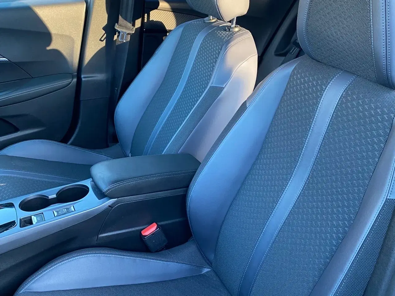 Billede 5 - Peugeot 2008 1,5 BlueHDi 130 Allure EAT8