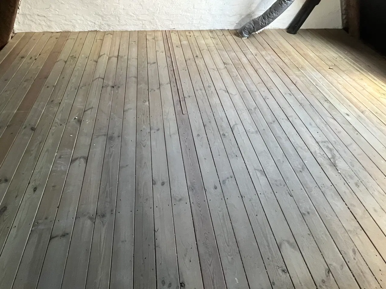 Billede 4 - Terrassebrædder kan afhentes gratis mod optagning 
