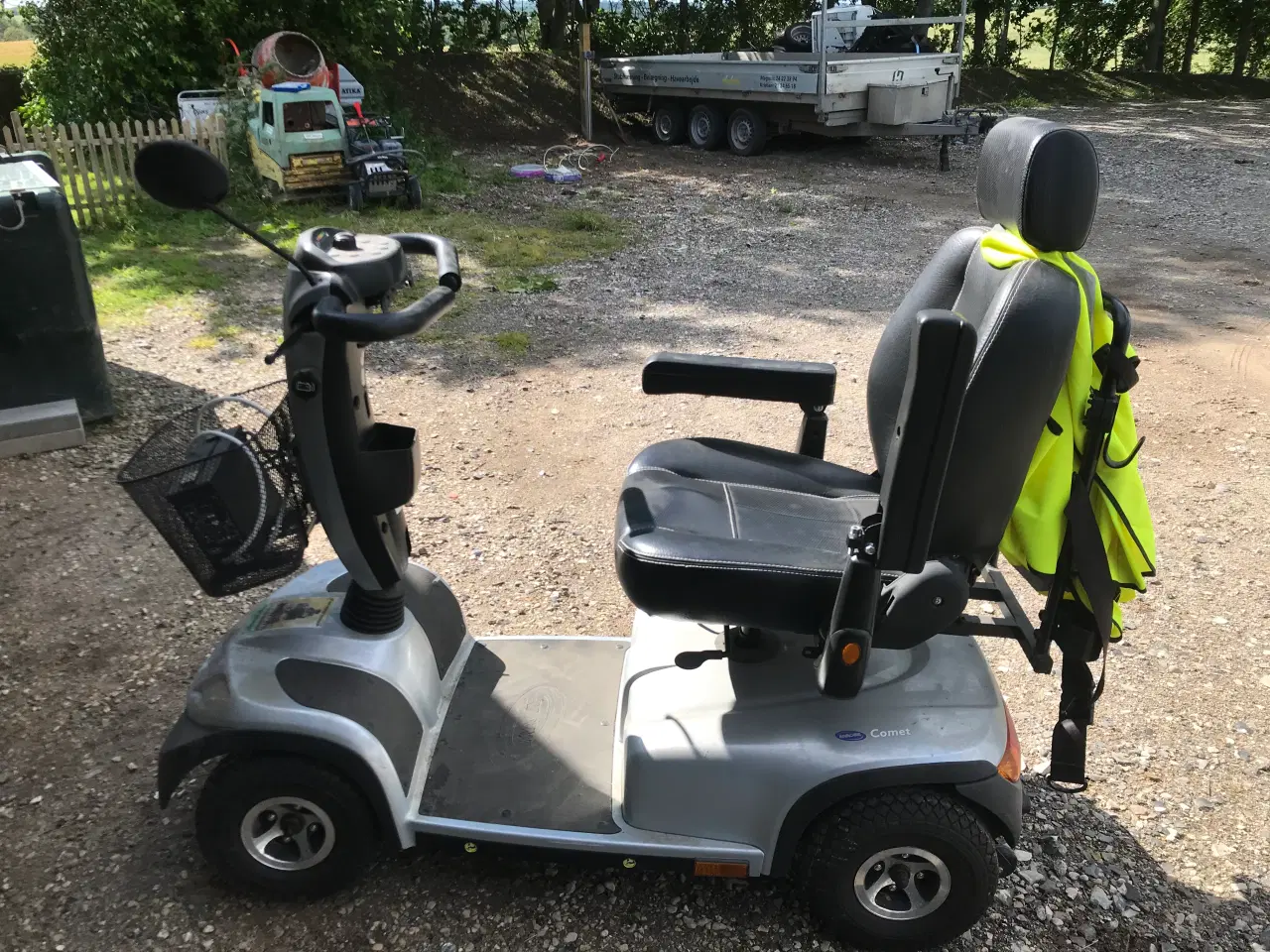 Billede 1 - 4 hjulet scooter sælges 