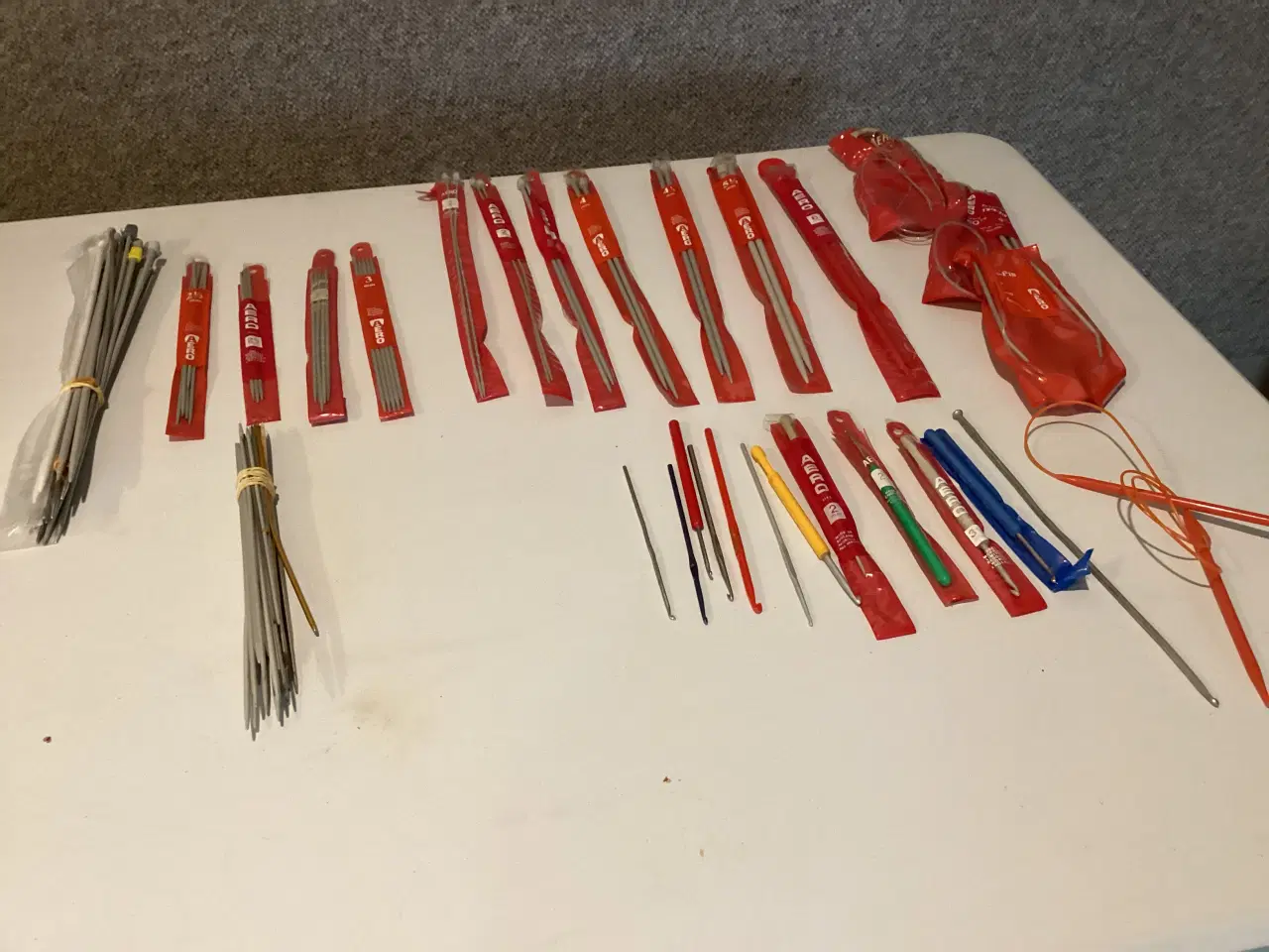 Billede 3 - Strikkepinde strømpepinde og hæklenåle 